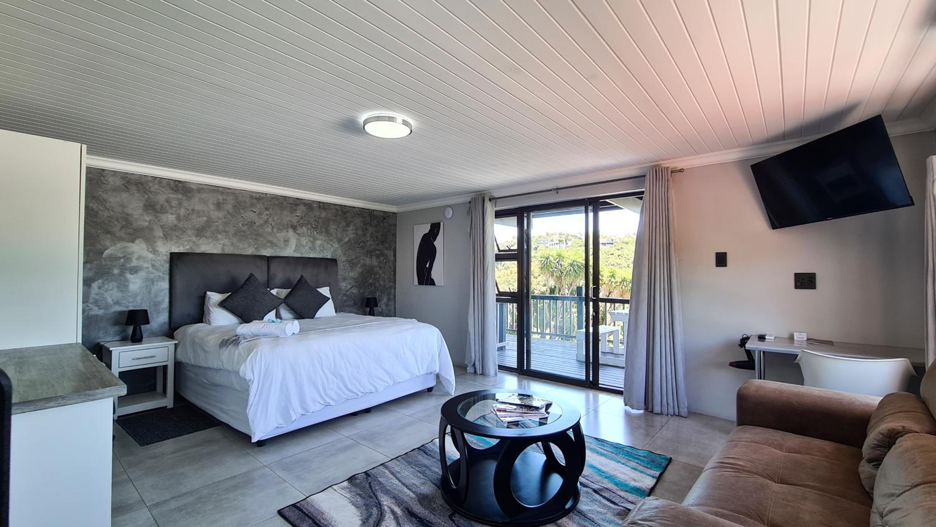 King Room with Garden View - Photo 31