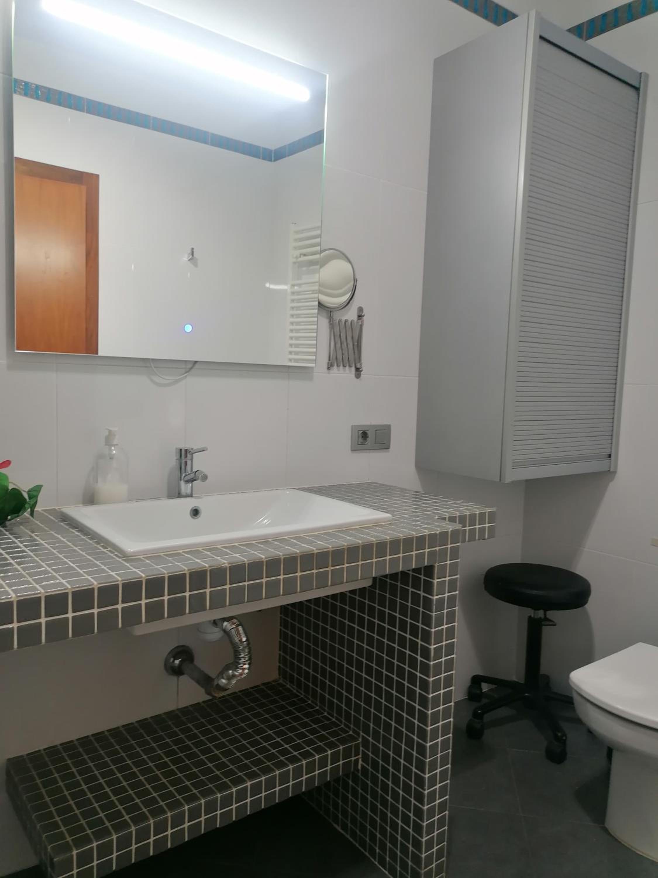 Double Room with Private Bathroom photo 3