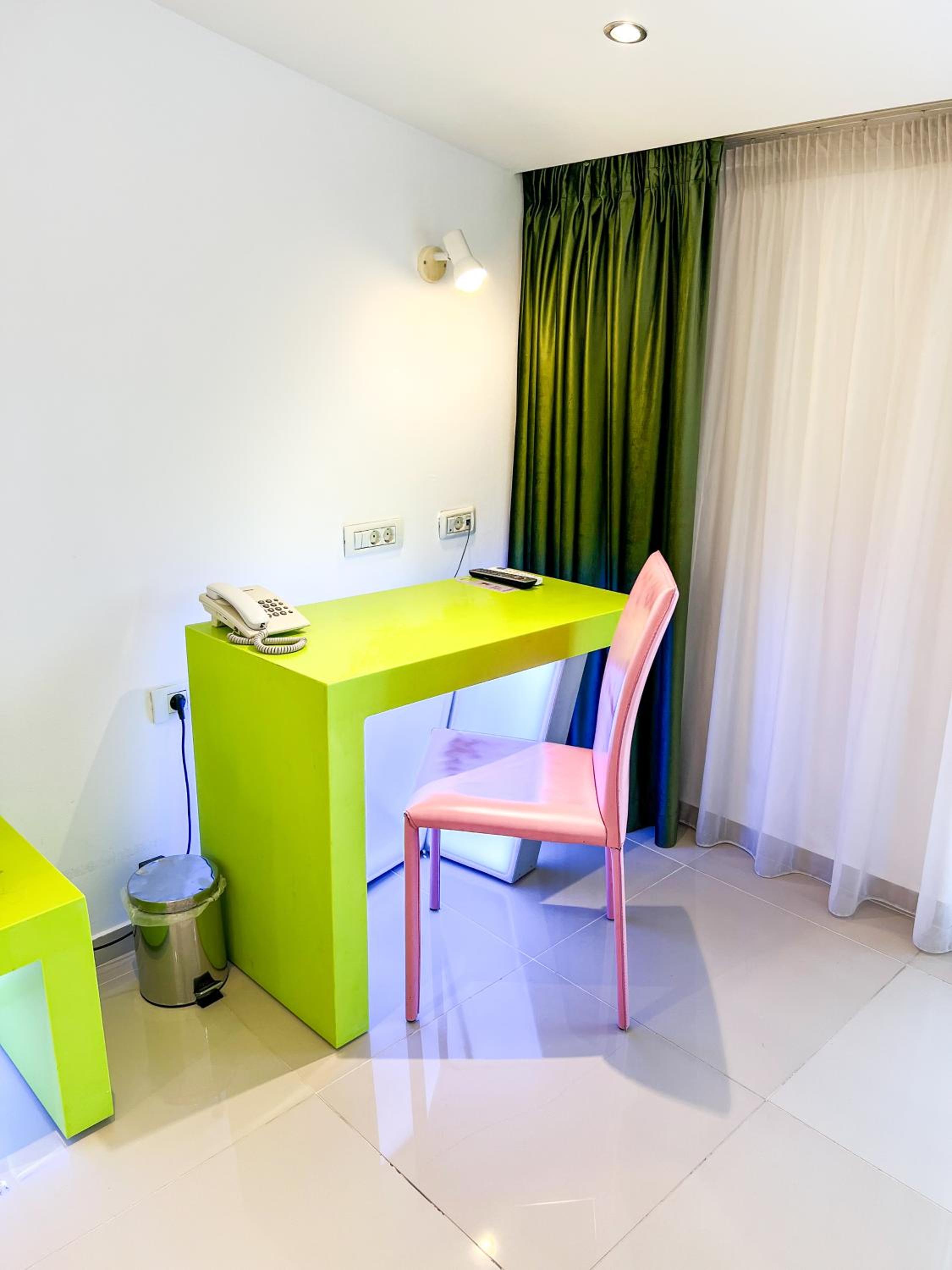 Budget Triple Room - Photo 6