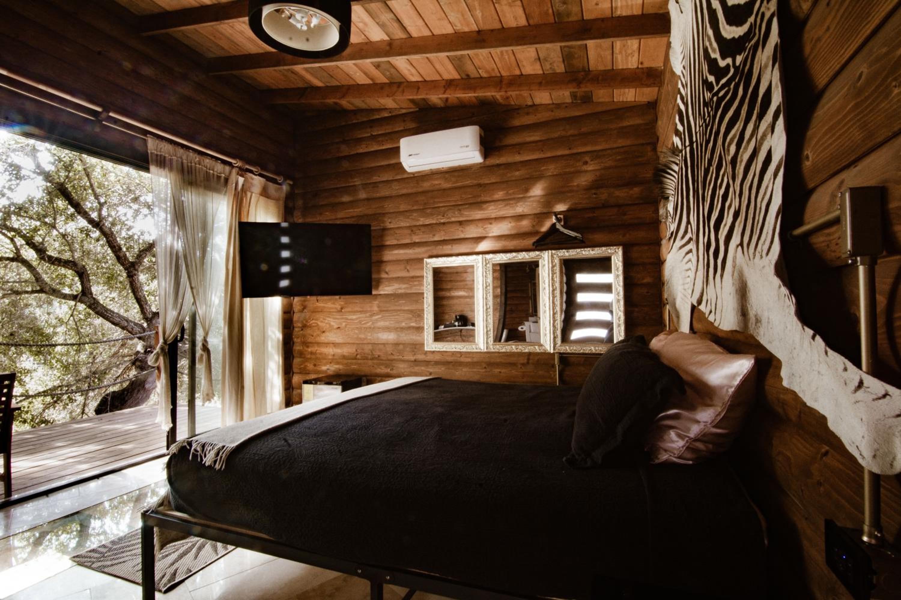 King Room with Balcony
