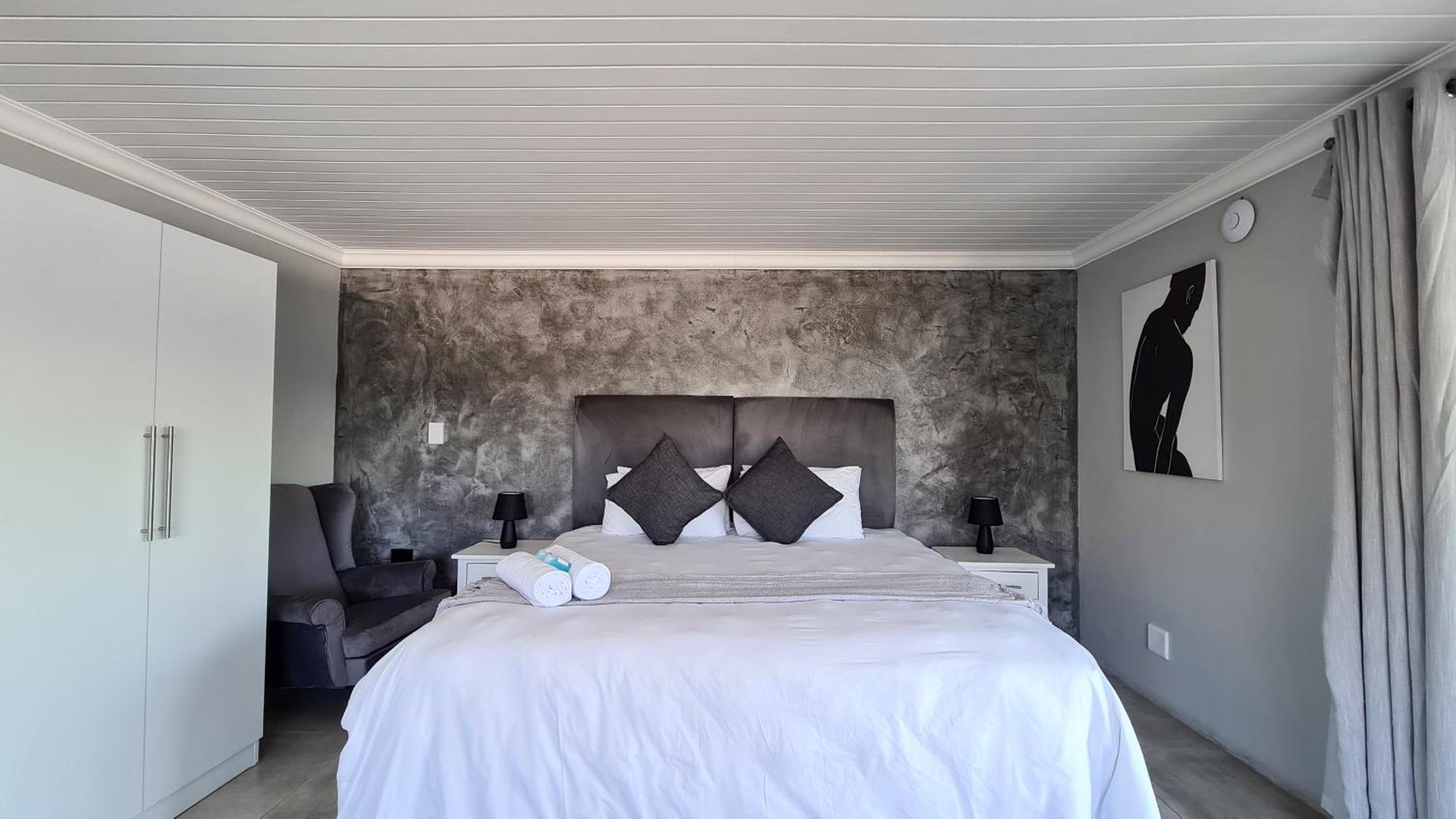 King Room with Garden View - Photo 33