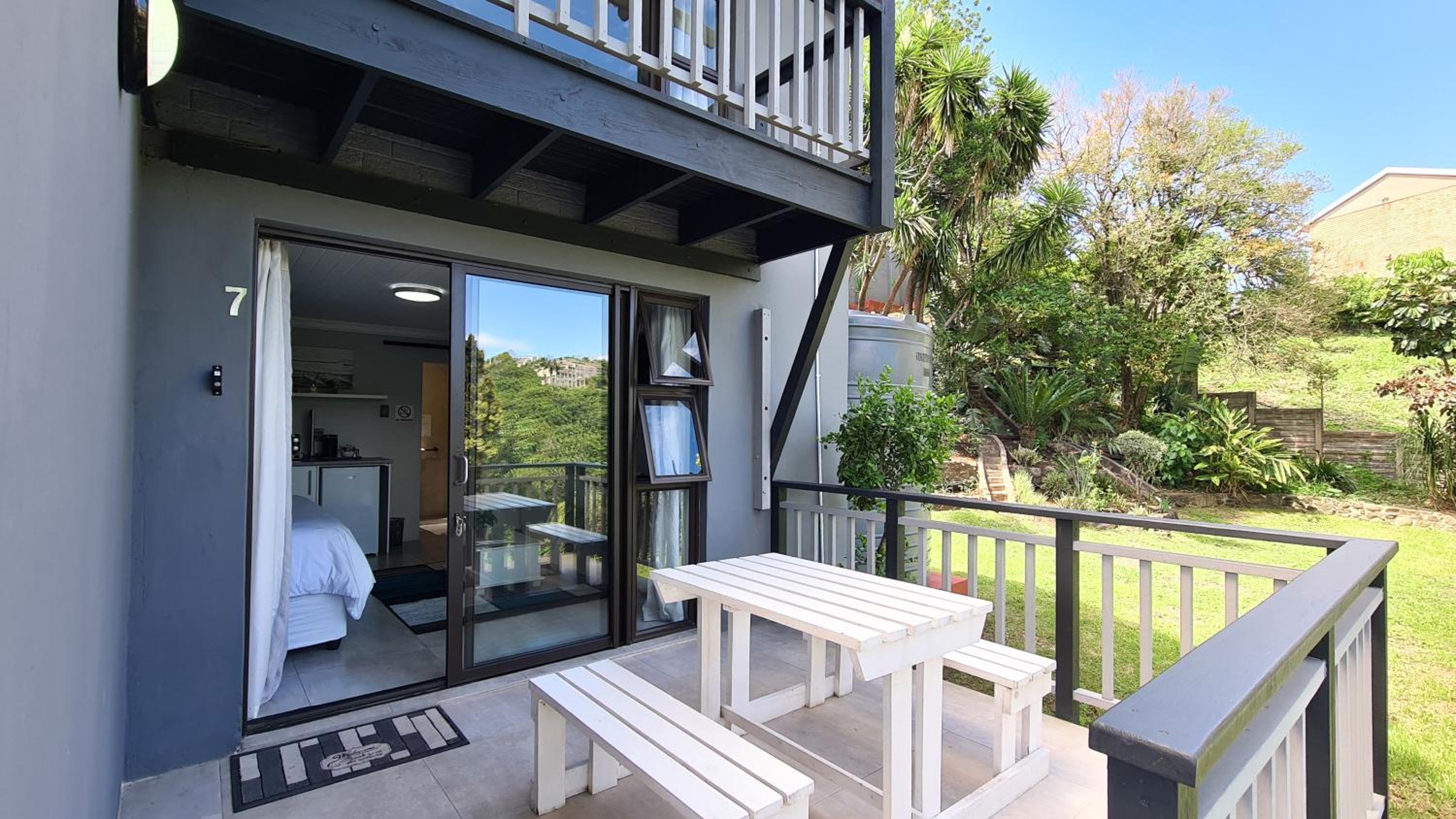 King Room with Garden View - Photo 6