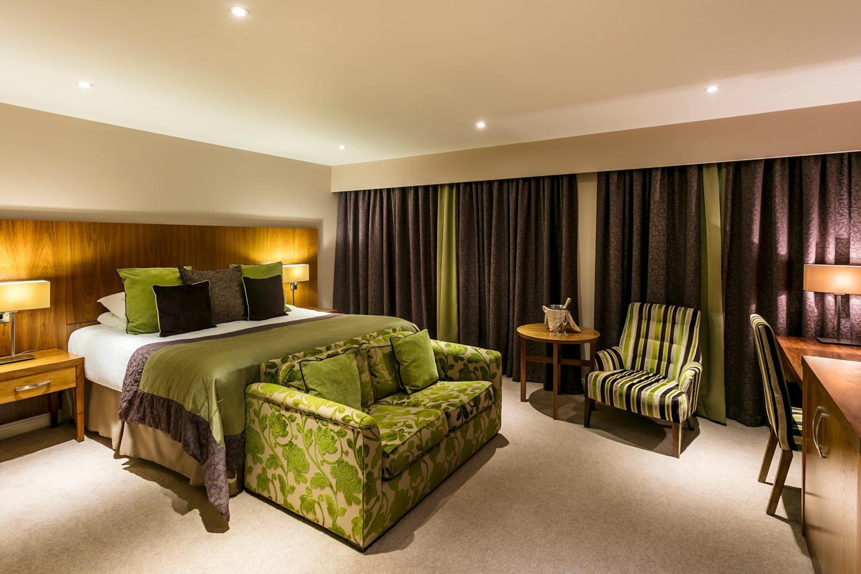 Deluxe Family Room I Excluding Pool & Spa Access - Photo 3