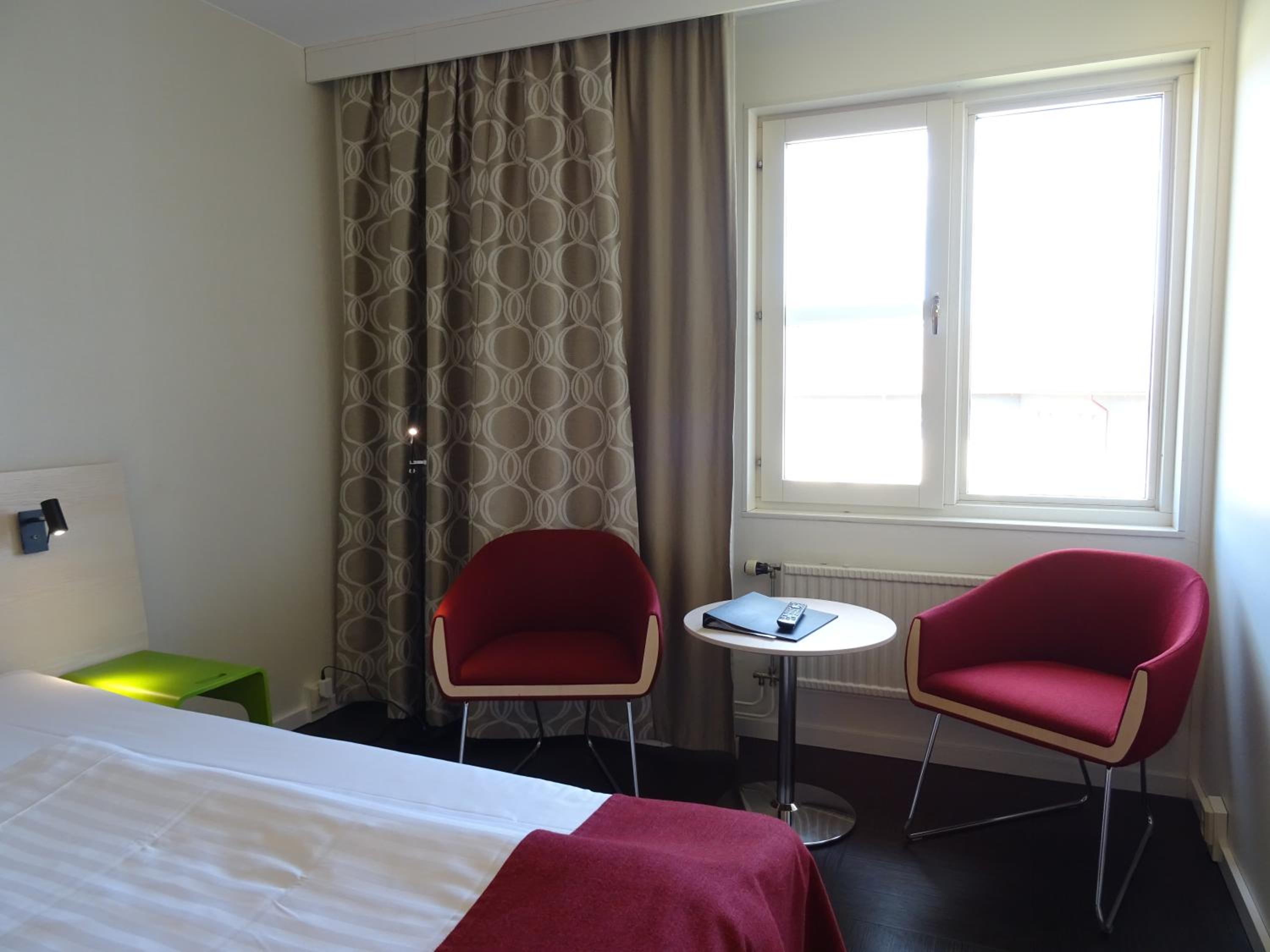 Standard Double Room - Photo 10