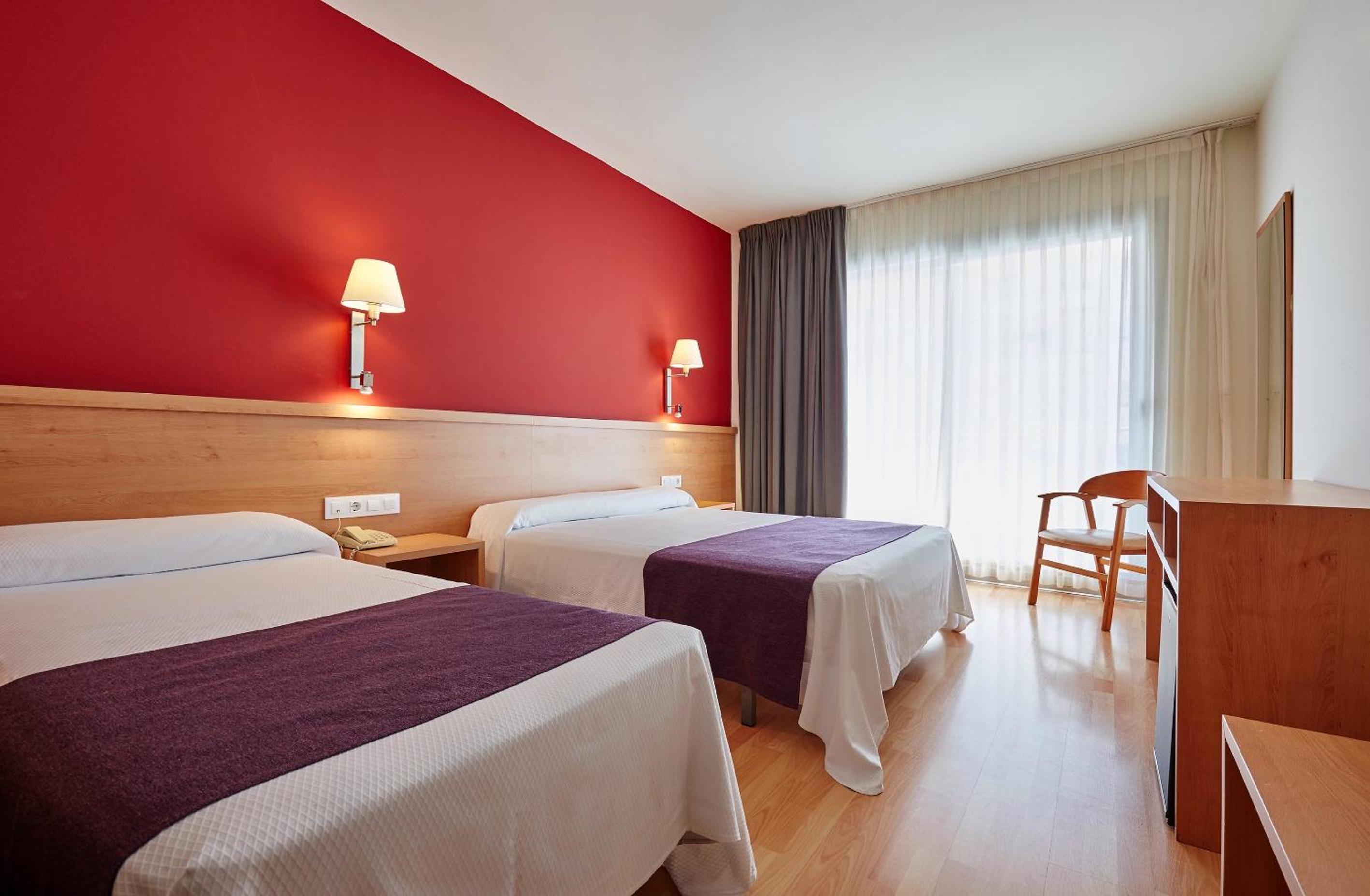 Habitación Doble con Cama Extra (3 Adultos)