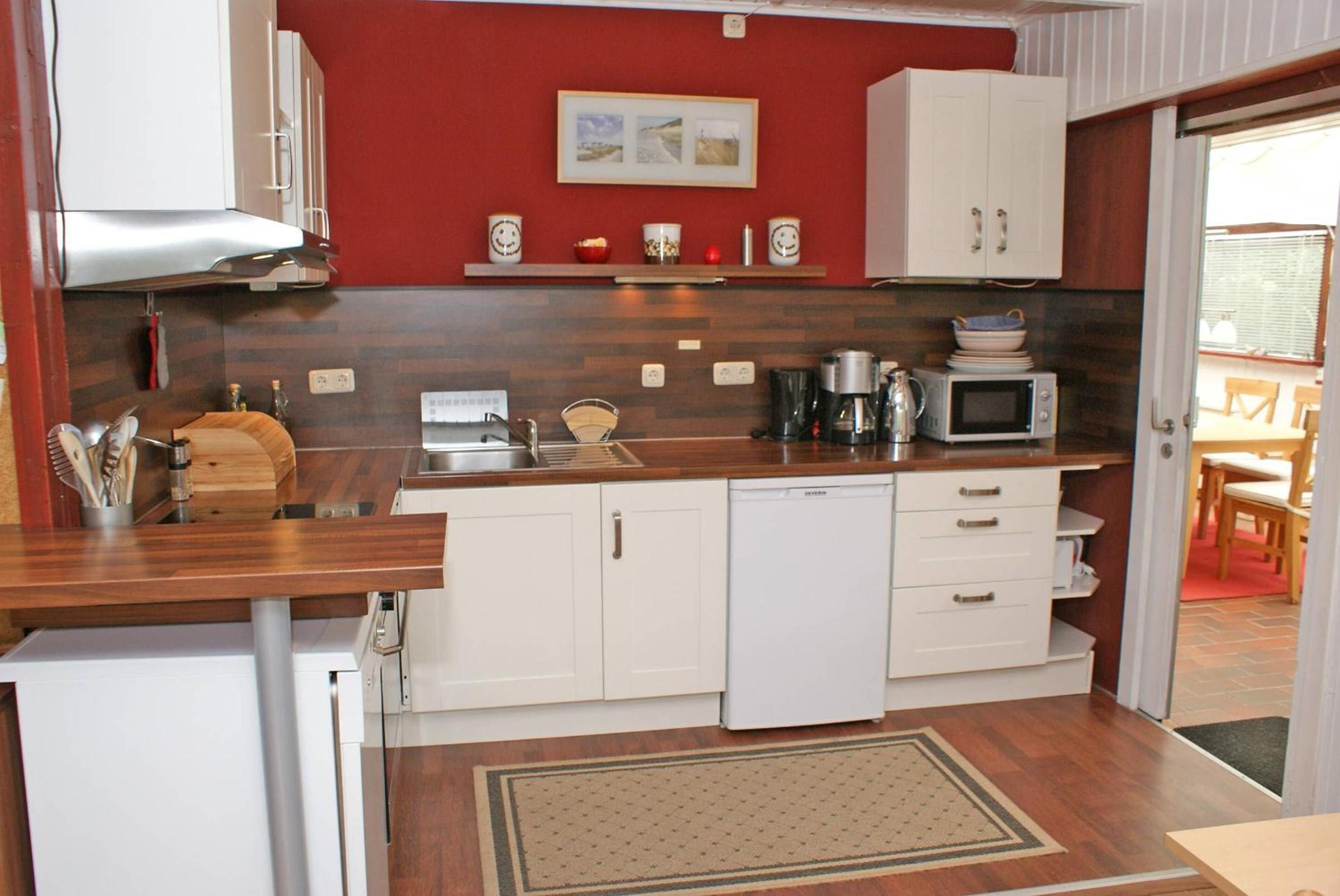 Two-Bedroom House photo 3