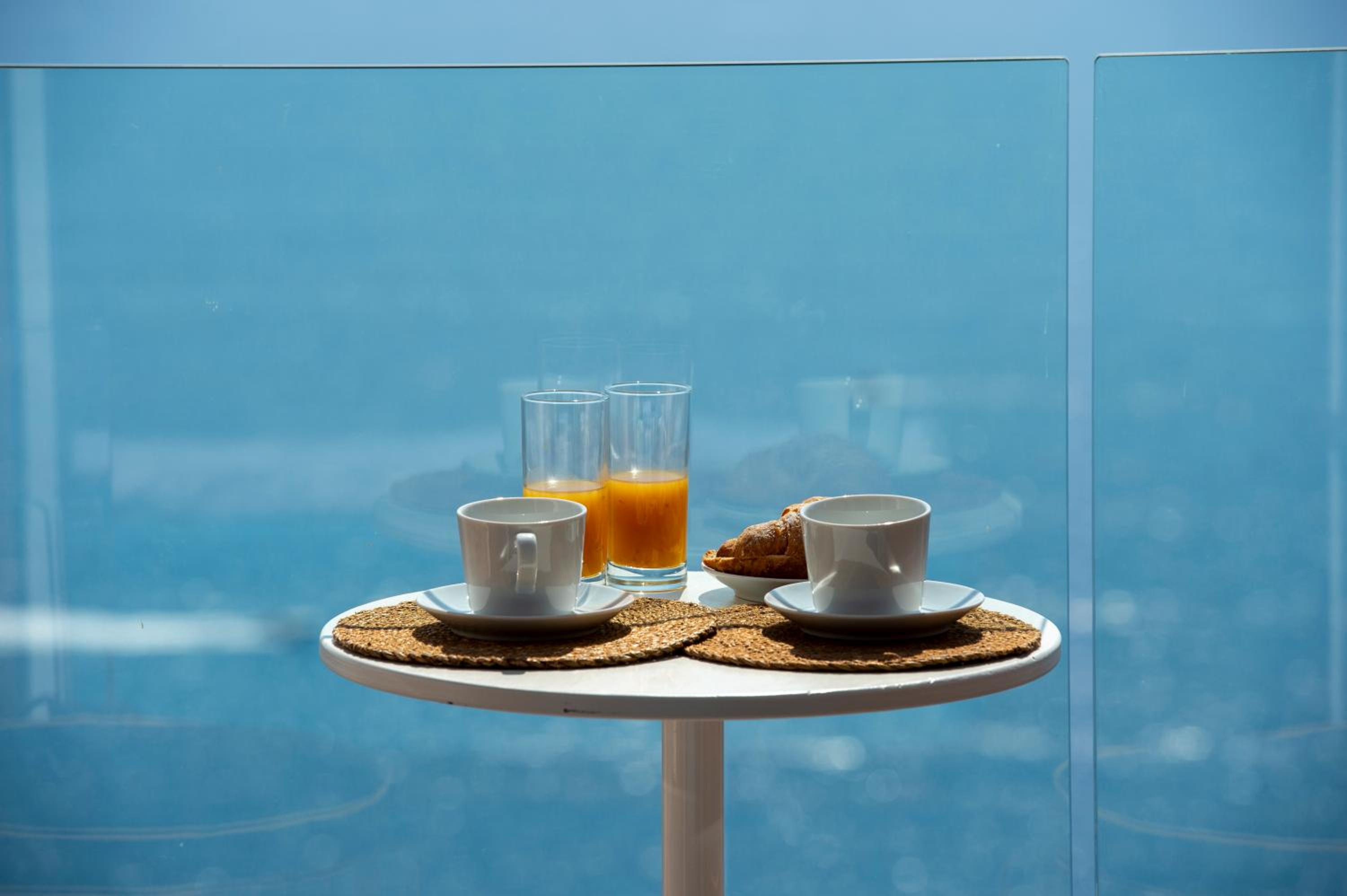 Queen Room with Sea View photo 2