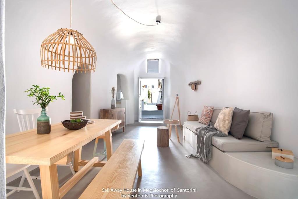 Two-Bedroom House photo 2