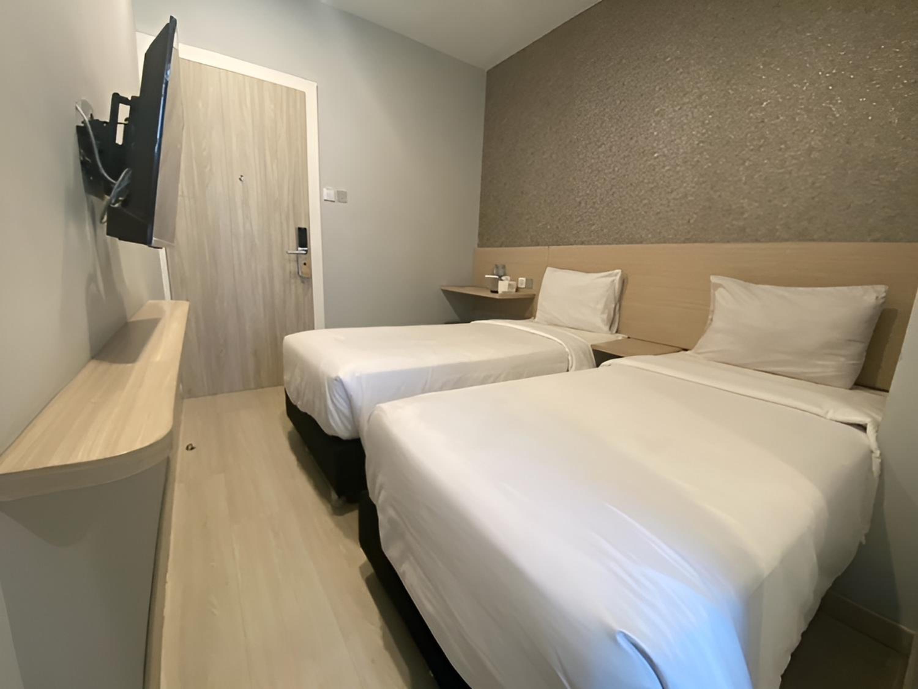 Superior Twin Room photo 3