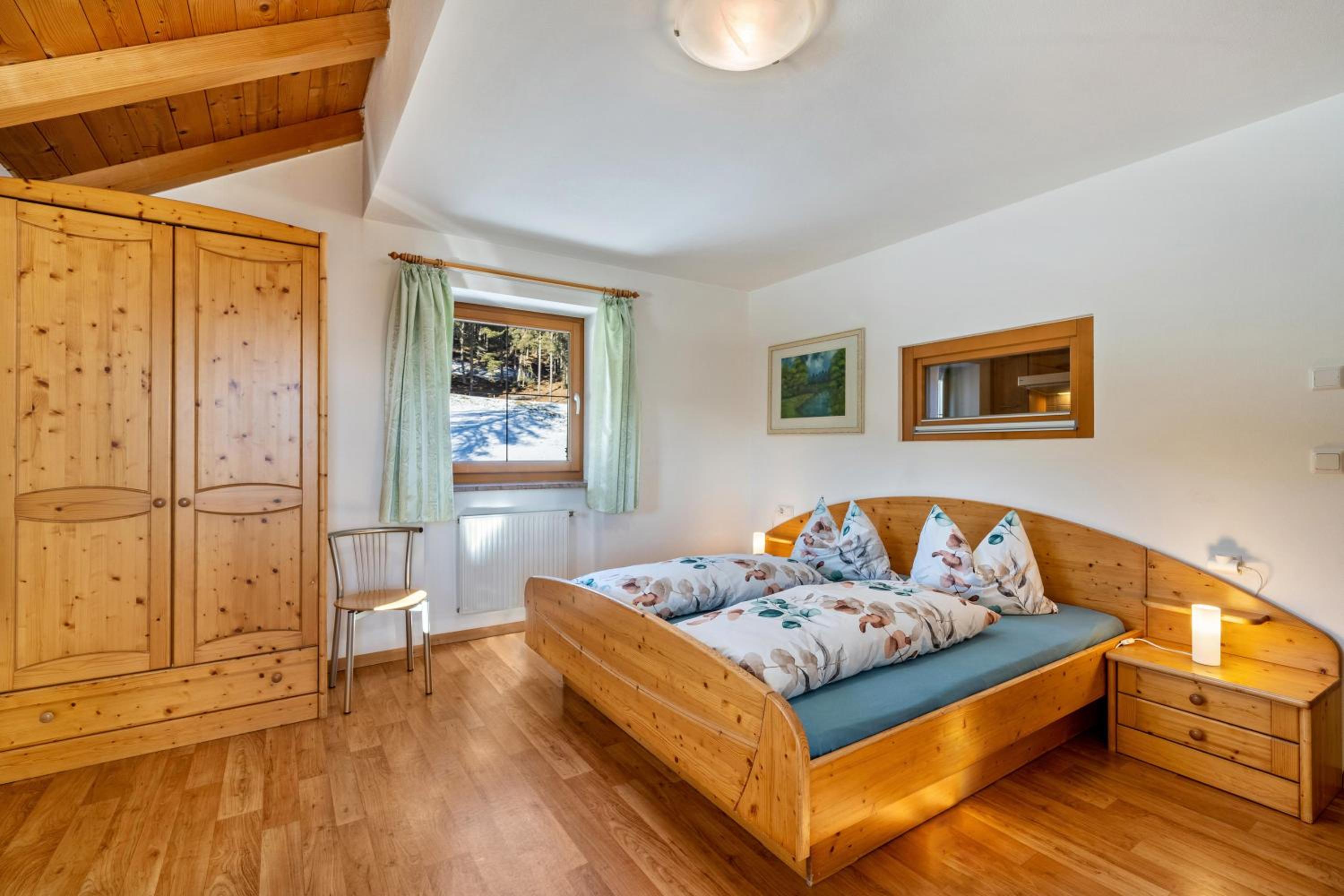 Superior One-Bedroom Apartment with Balcony