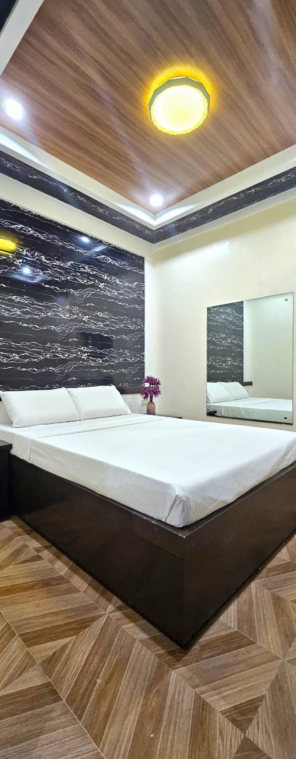 Economy Double Room - Photo 2
