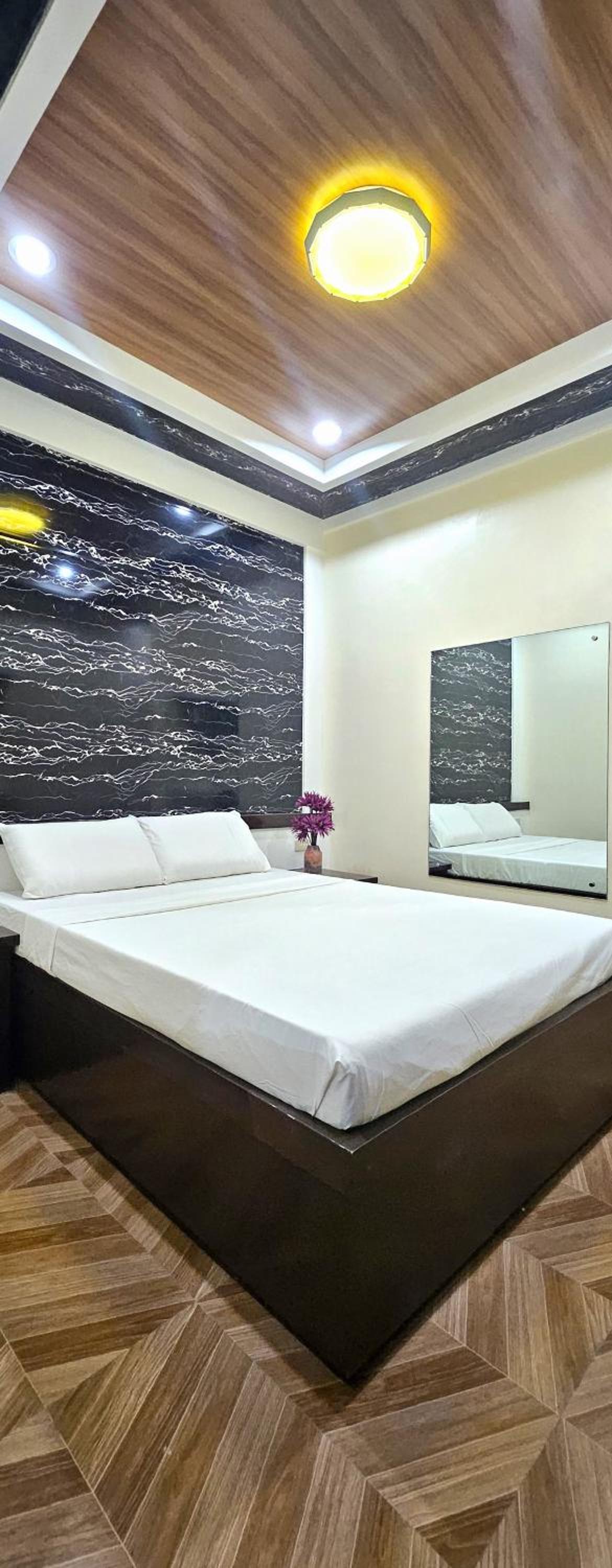 Economy Double Room - Photo 5