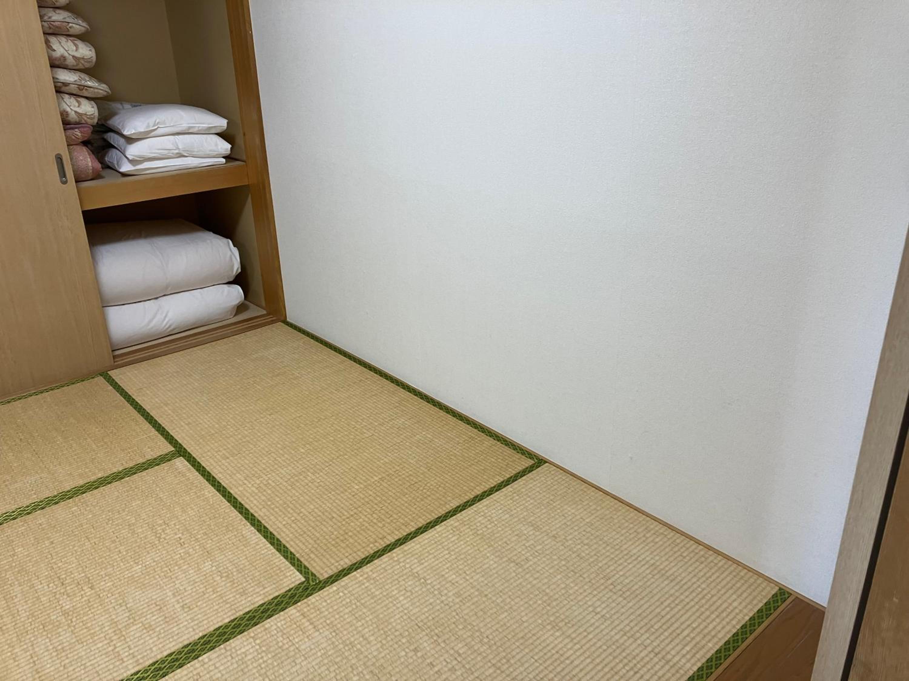 Superior Japanese-Style Room - Non-Smoking-Main BLD - Photo 2