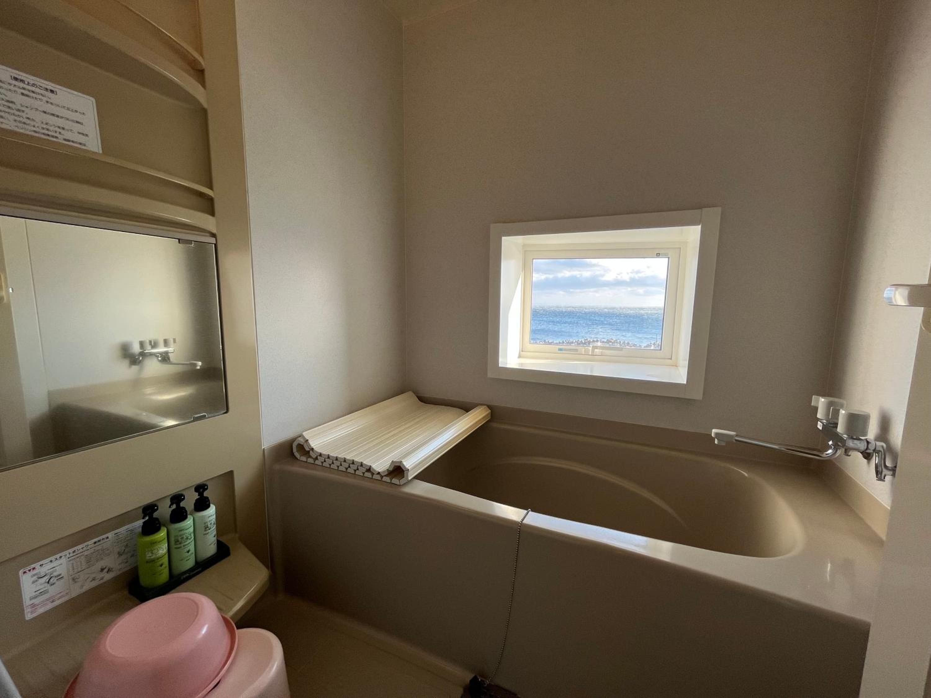 Superior Room with Futon Mat - Non-Smoking-Main BLD photo 3