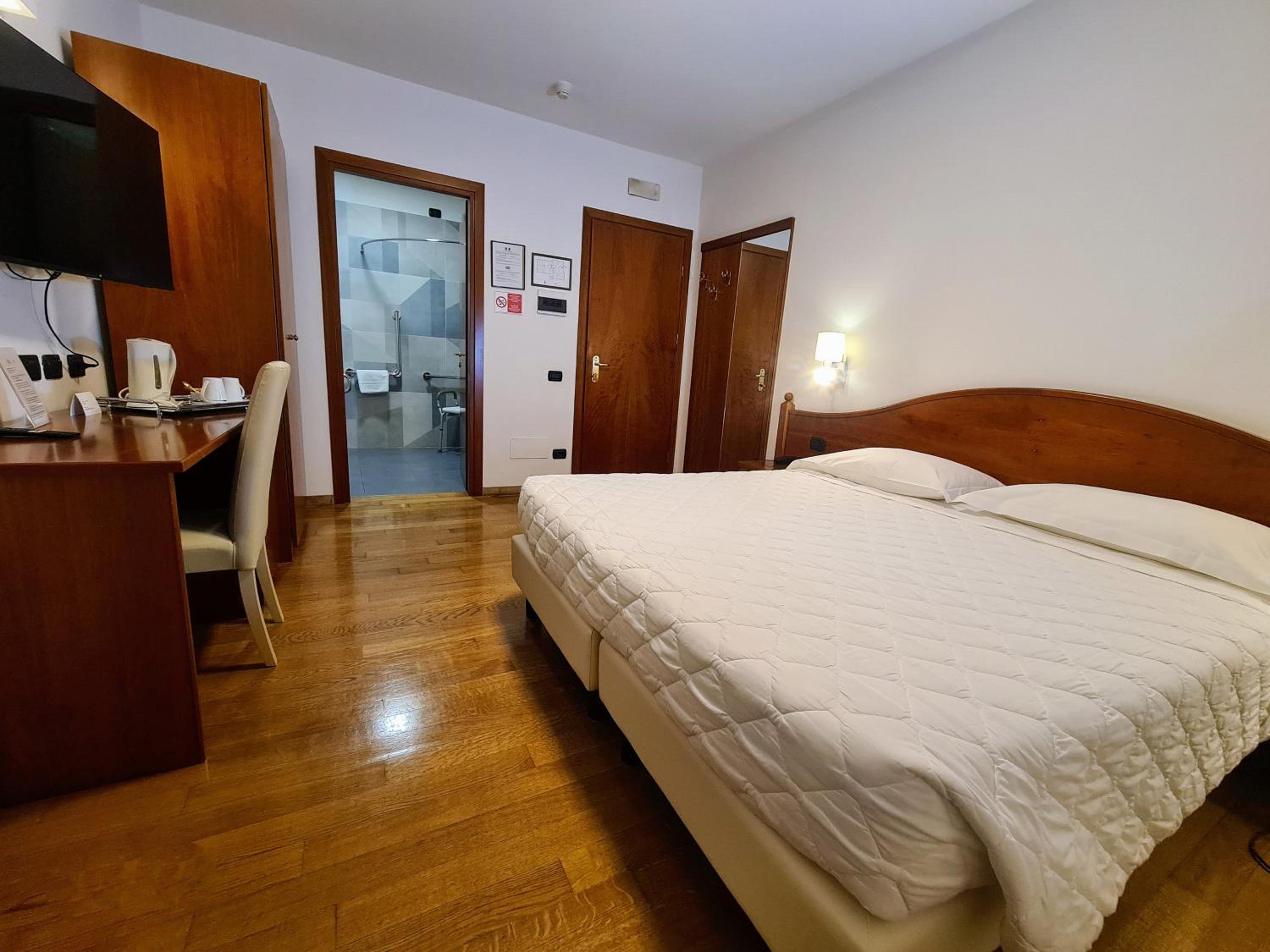 Double Room - Disability Access