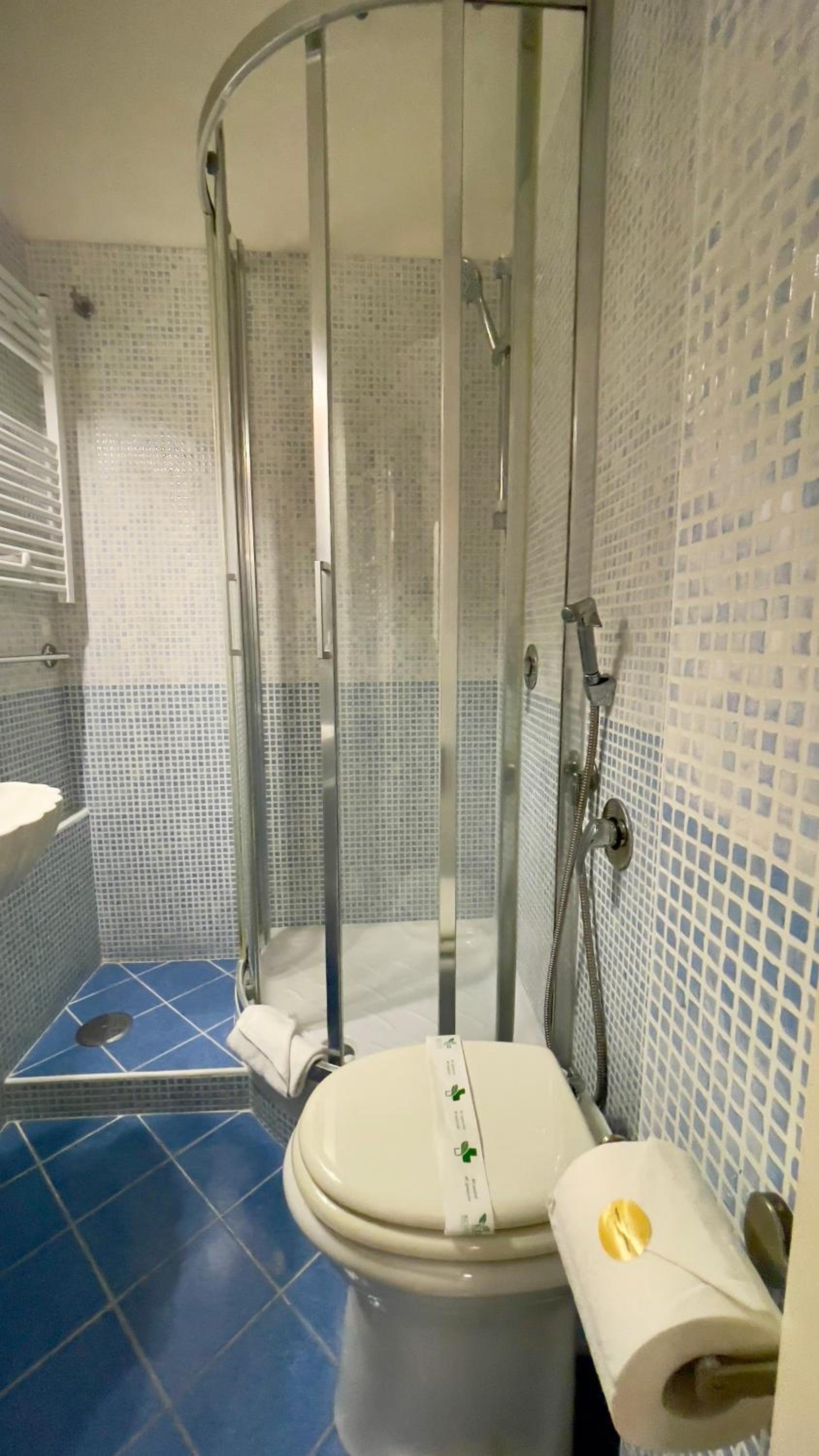 Small Double Room photo 3
