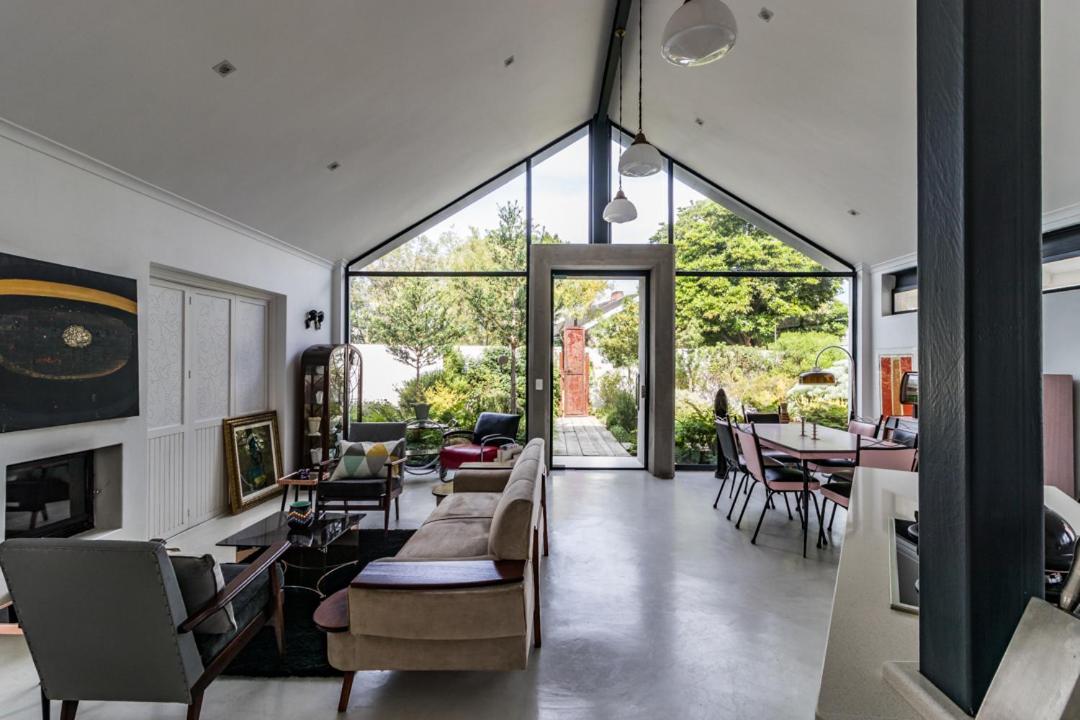 Two-Bedroom House photo 2