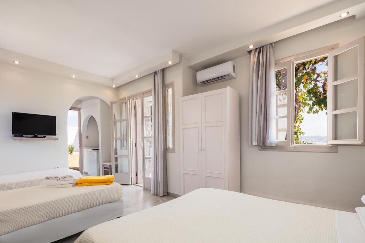 Quadruple Room with Sea View and Terrace photo 2