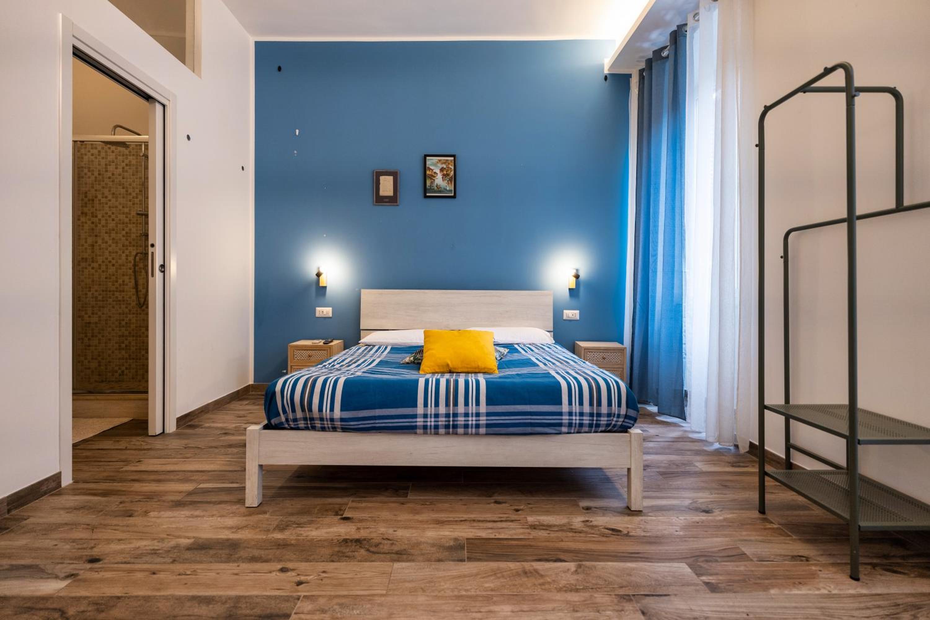 Quadruple Room with Private Bathroom