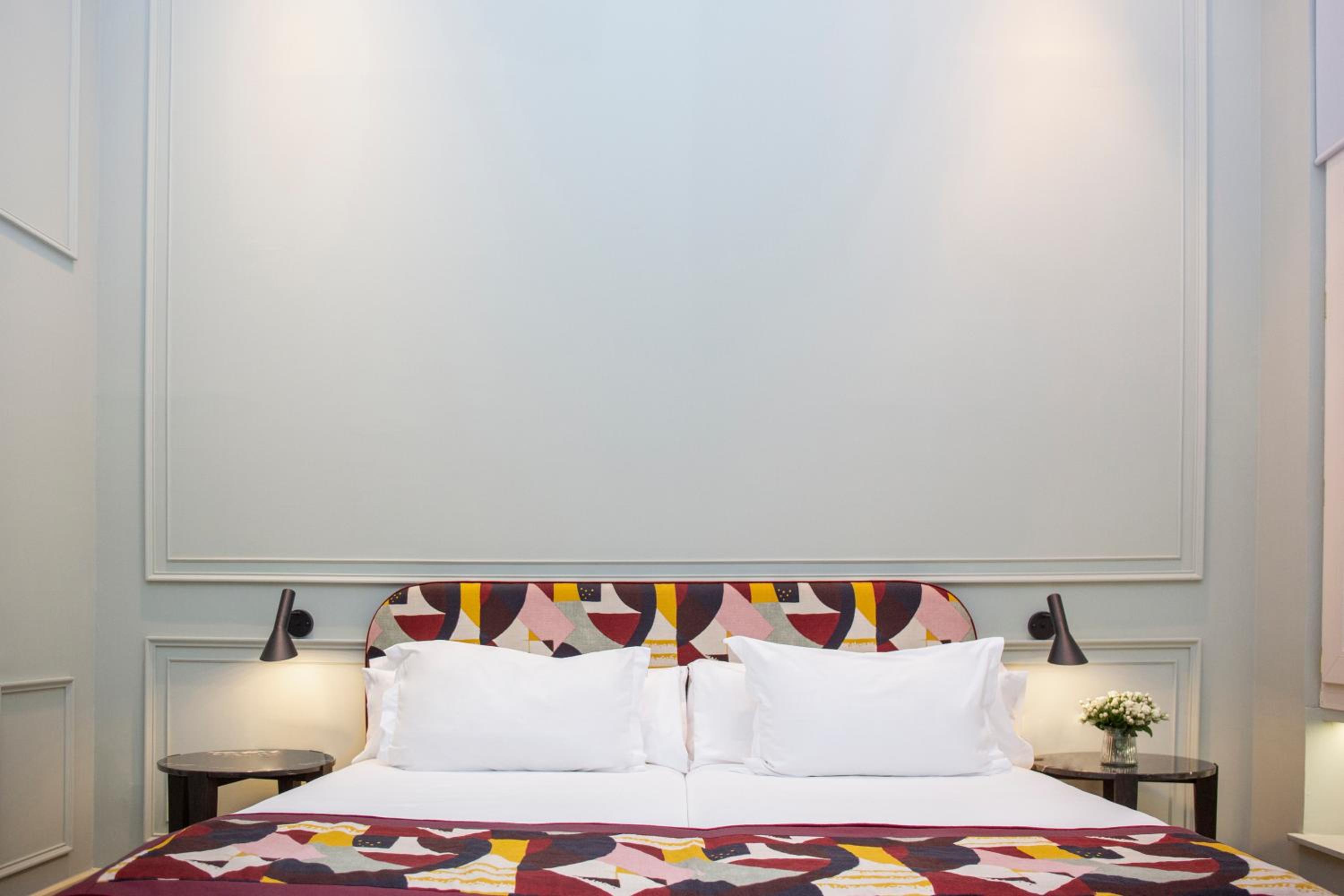 Deluxe Room - Photo 1