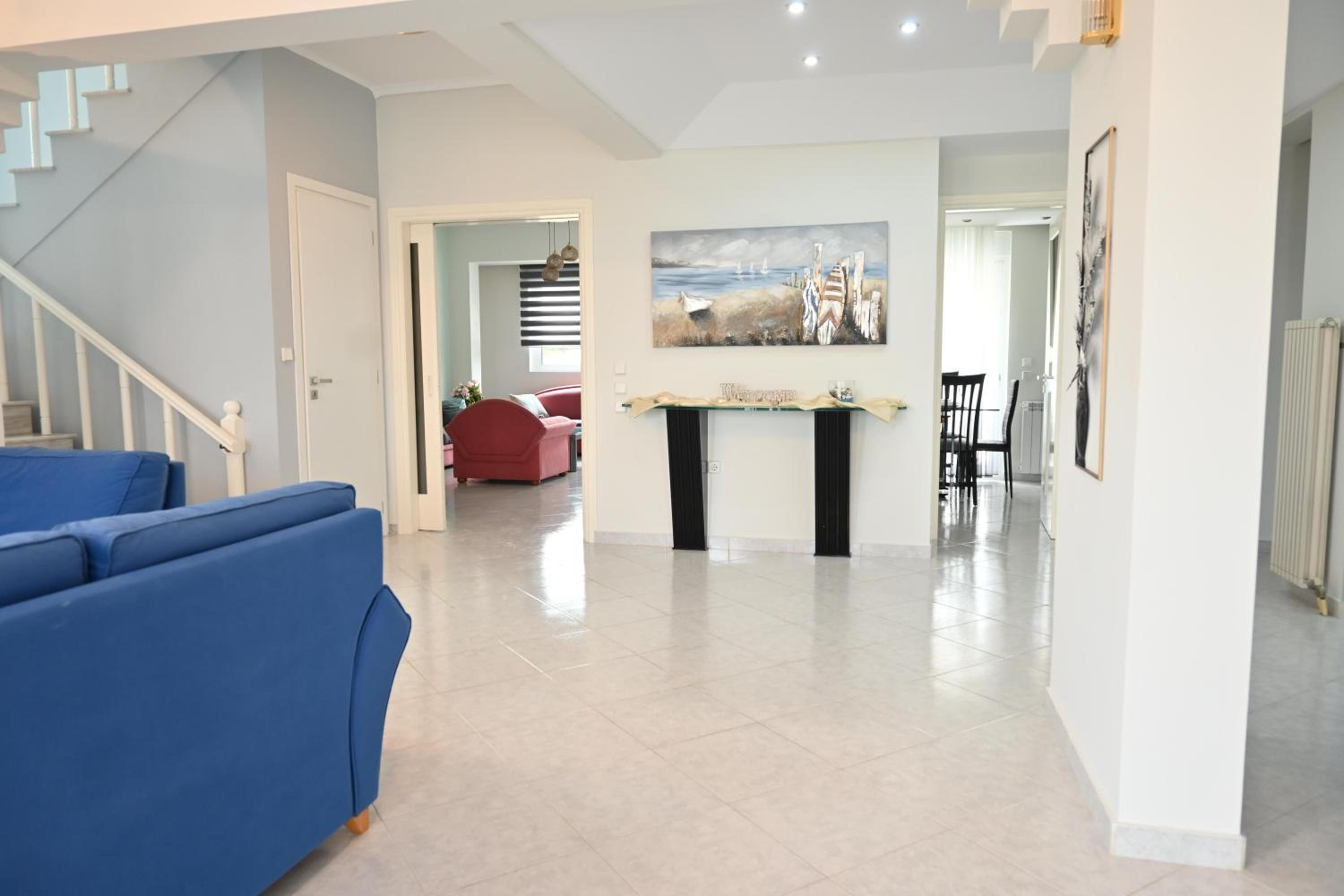 Villa photo 1