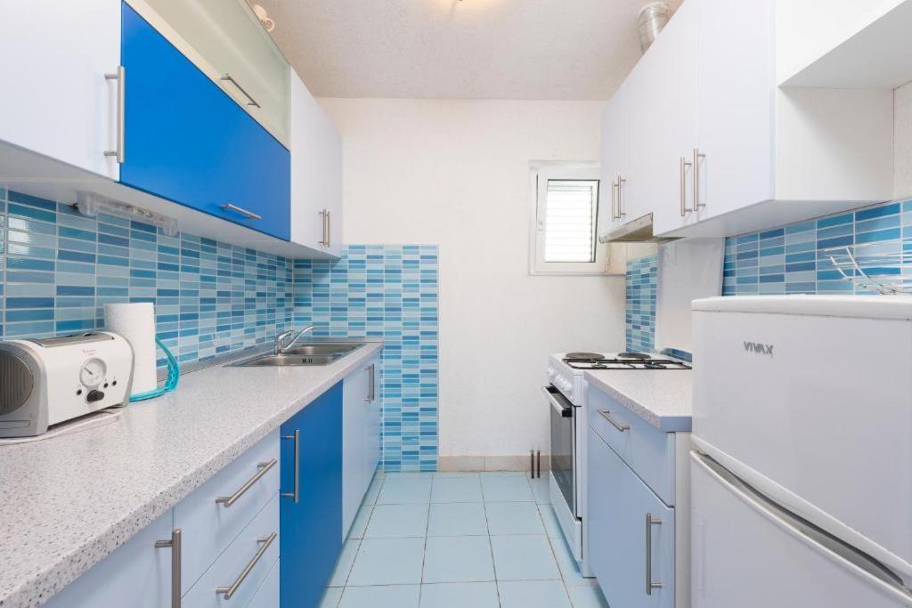 Apartment with Sea View photo 3