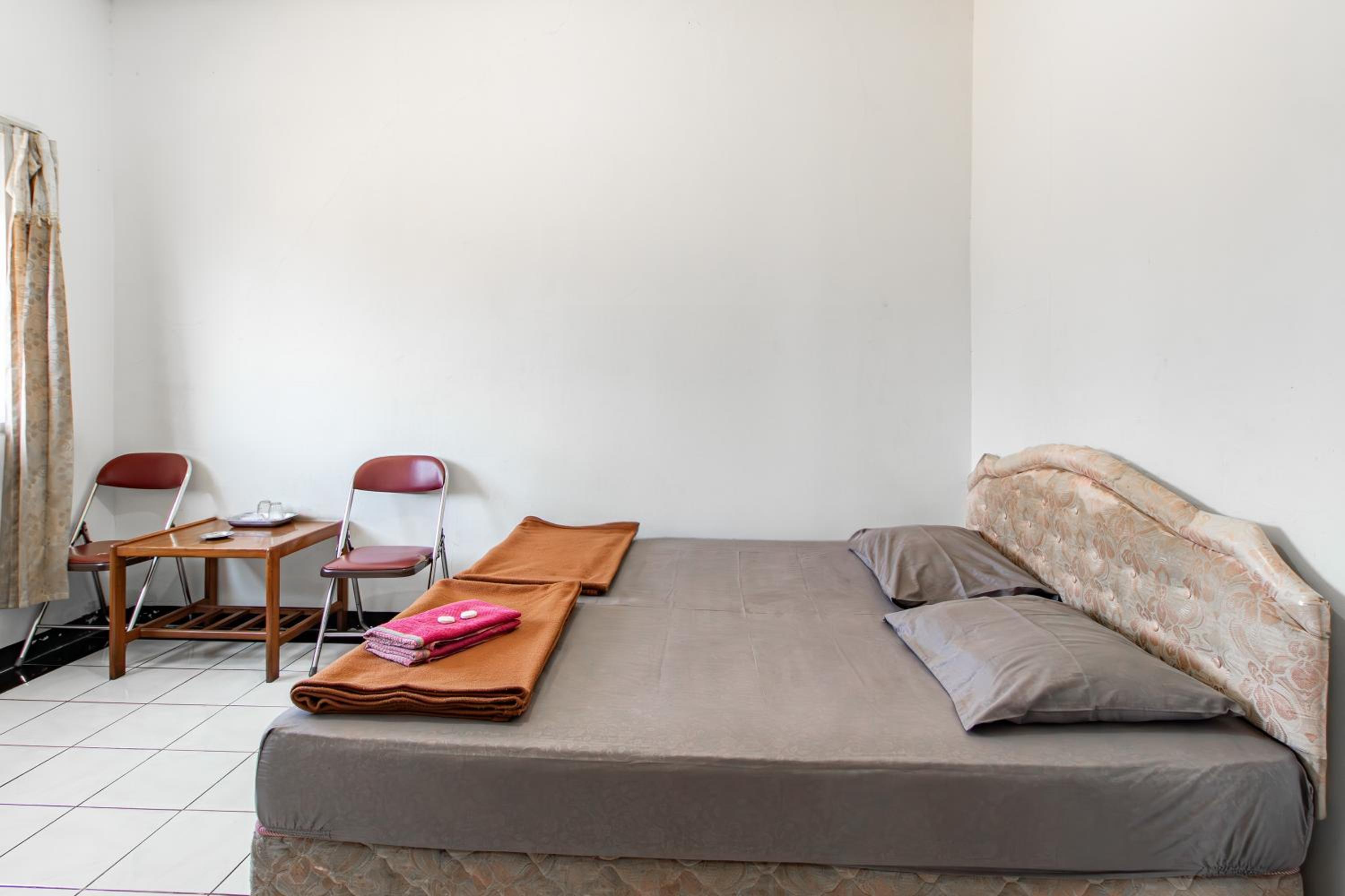Standard Double Room - Photo 4