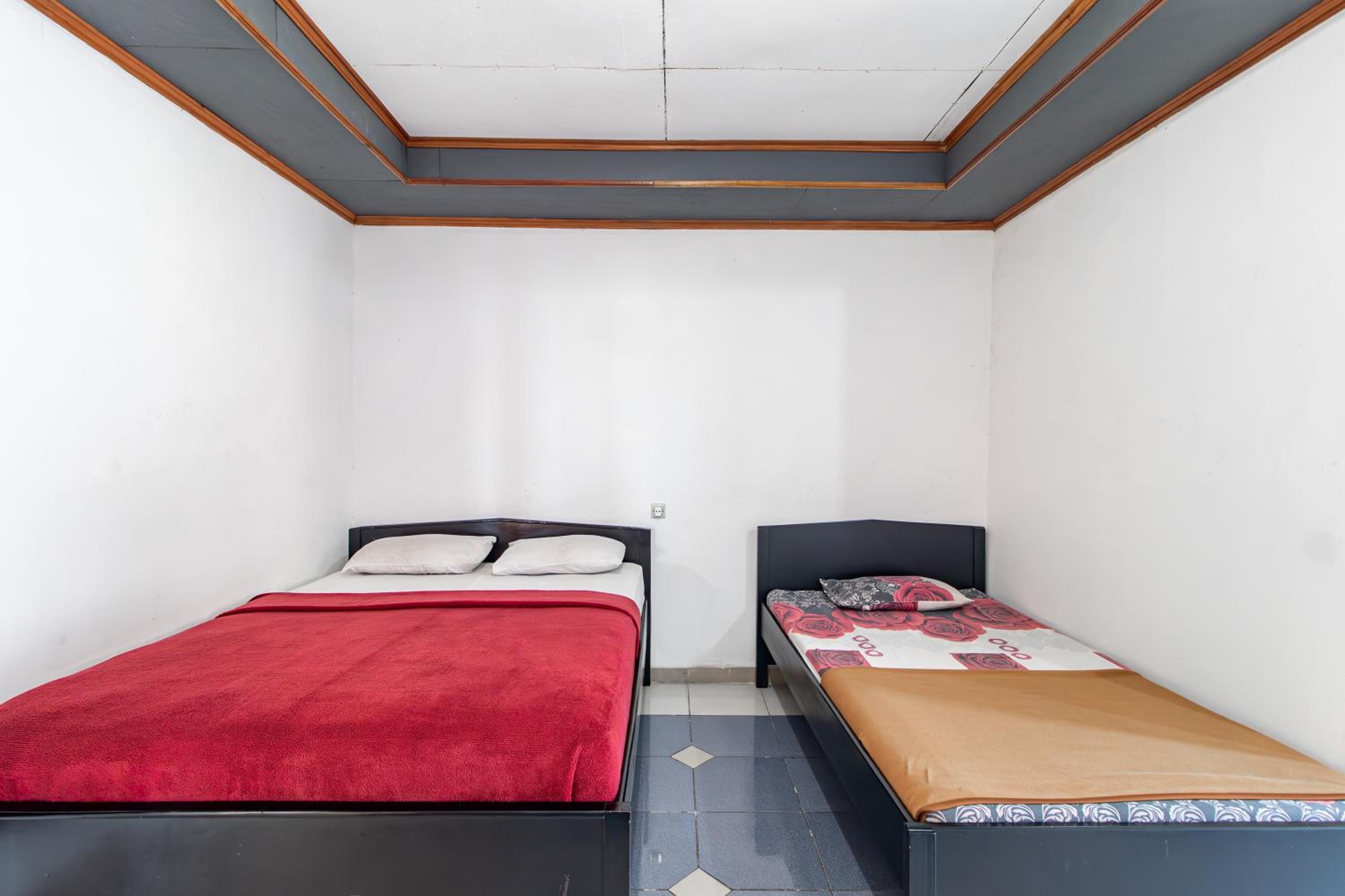 Double Room - Photo 6