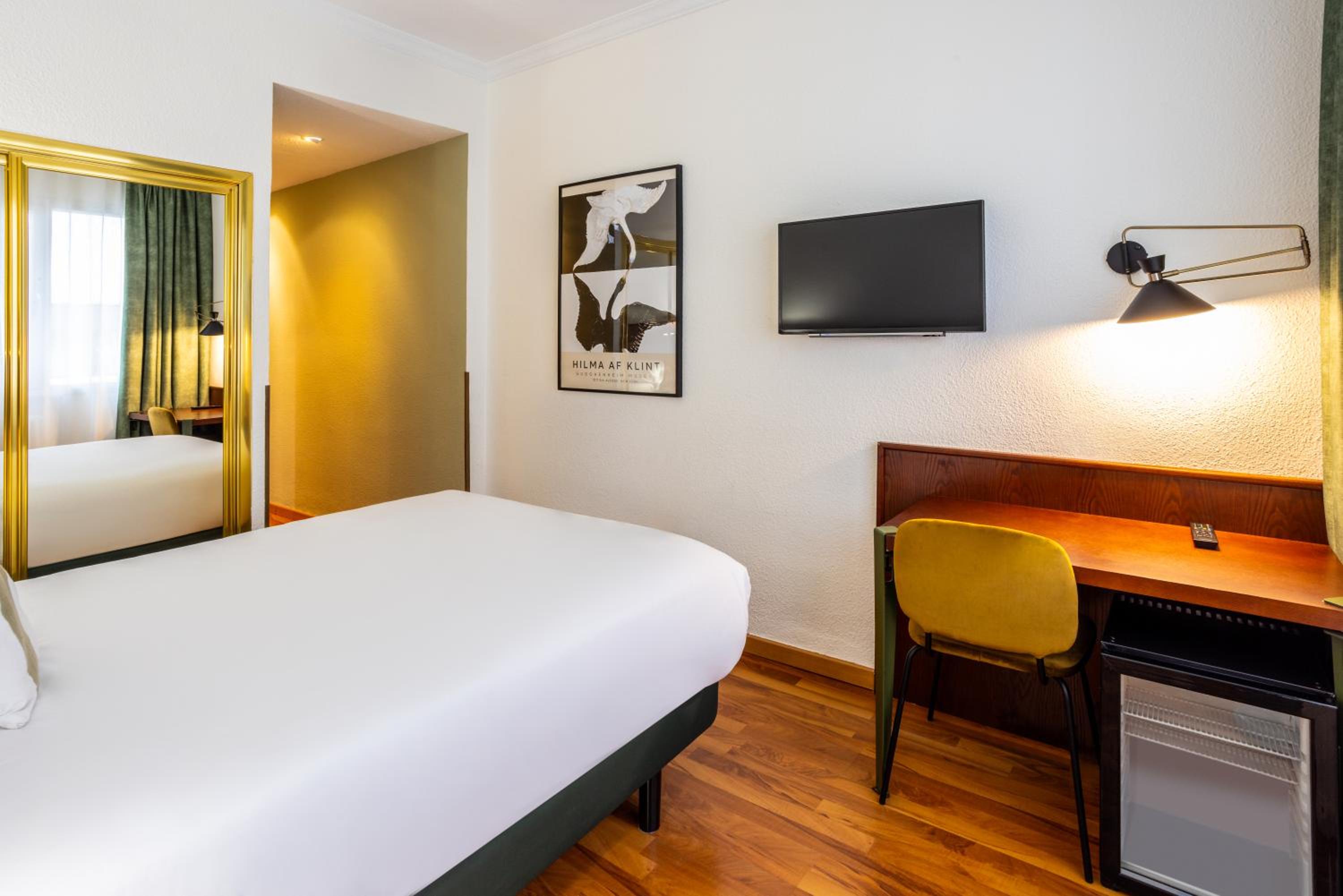 Single Room photo 2