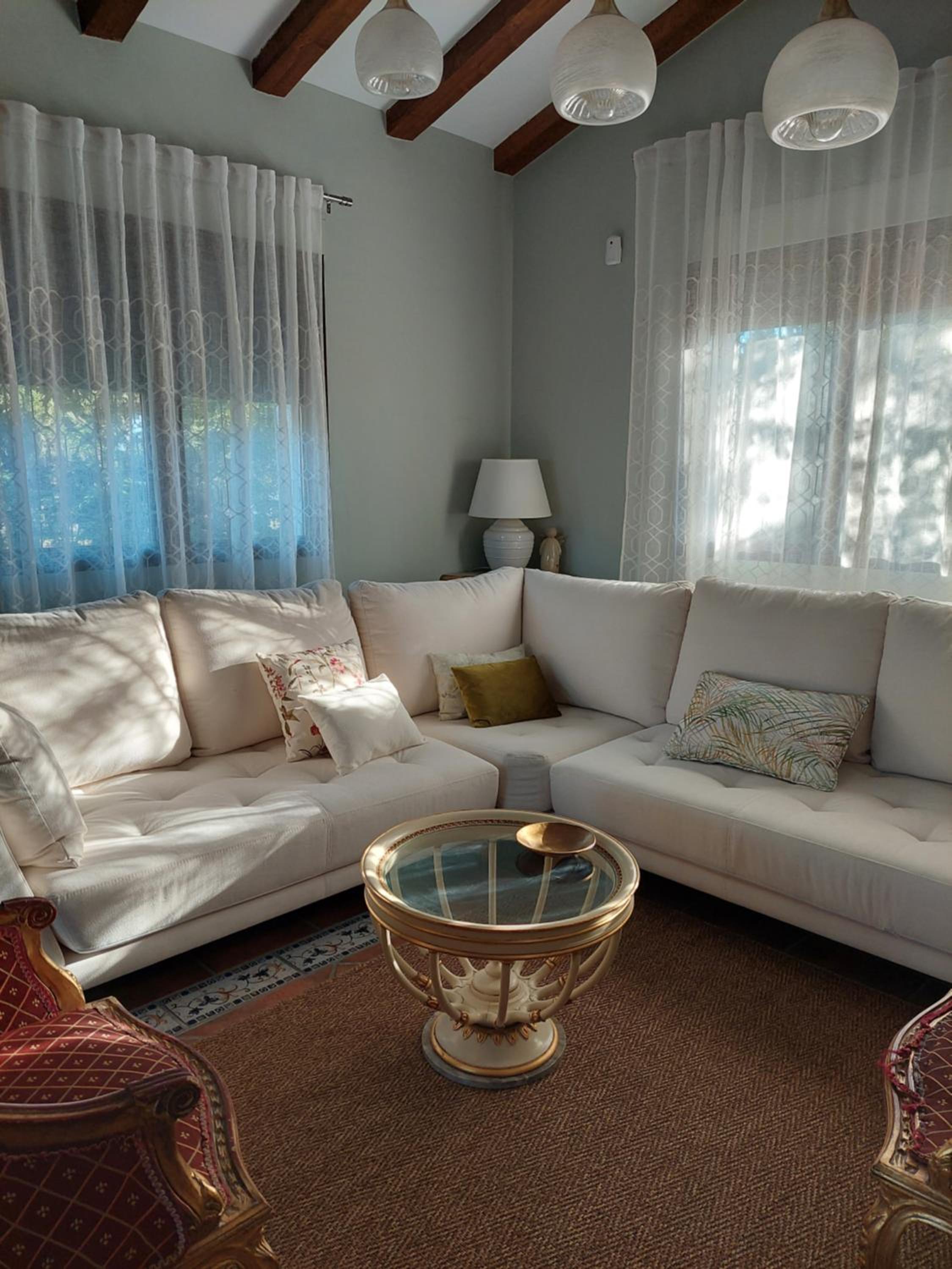 Villa photo 3