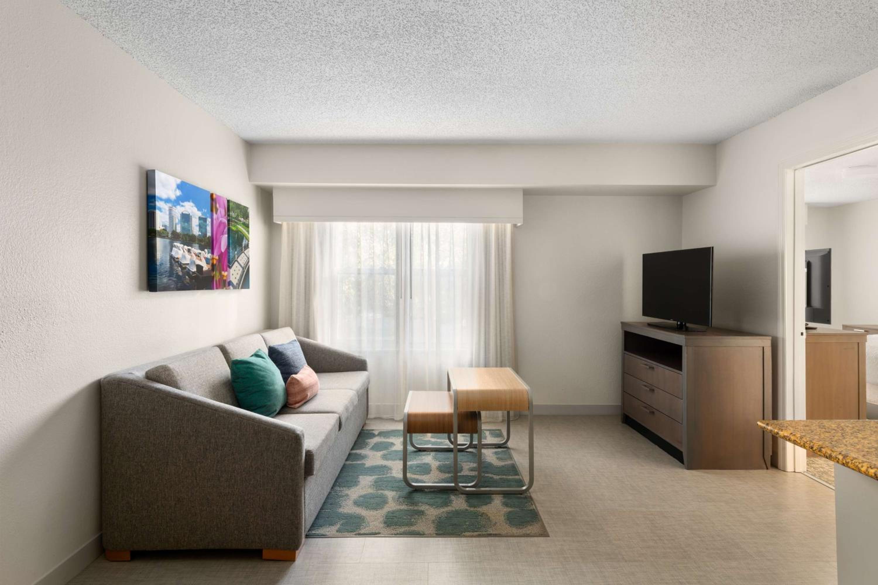 One-Bedroom Queen Suite with Two Queen Beds