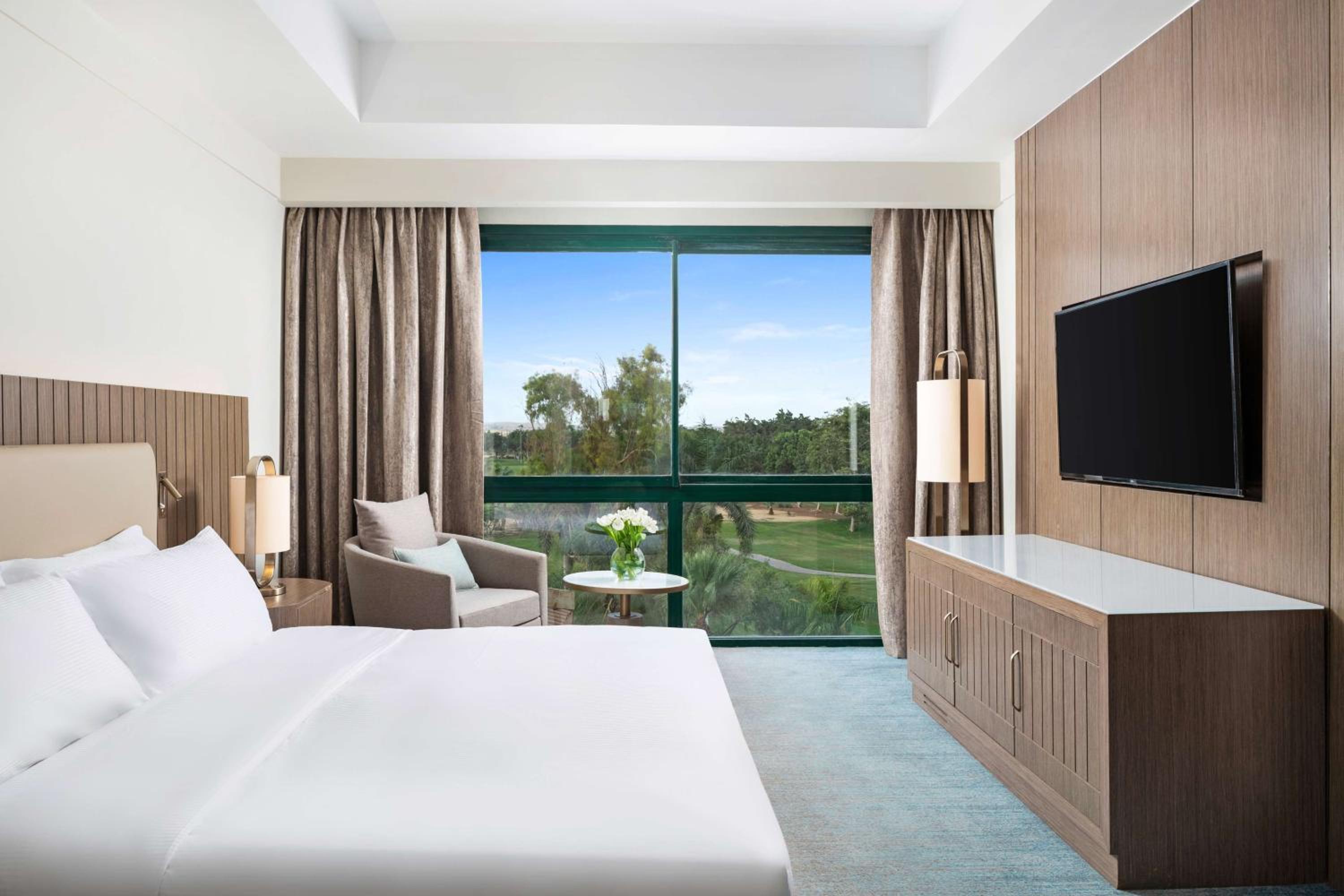 Premier King Suite