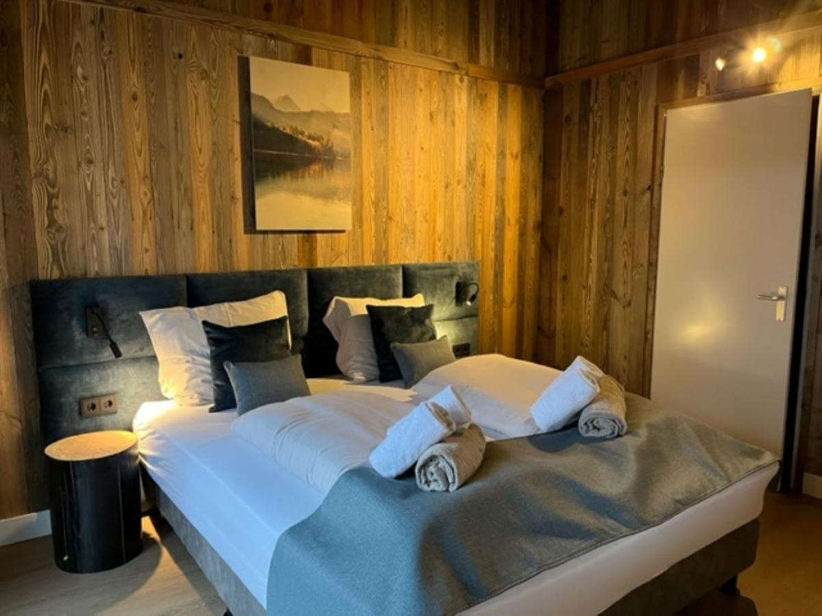 Three-Bedroom Chalet photo 2