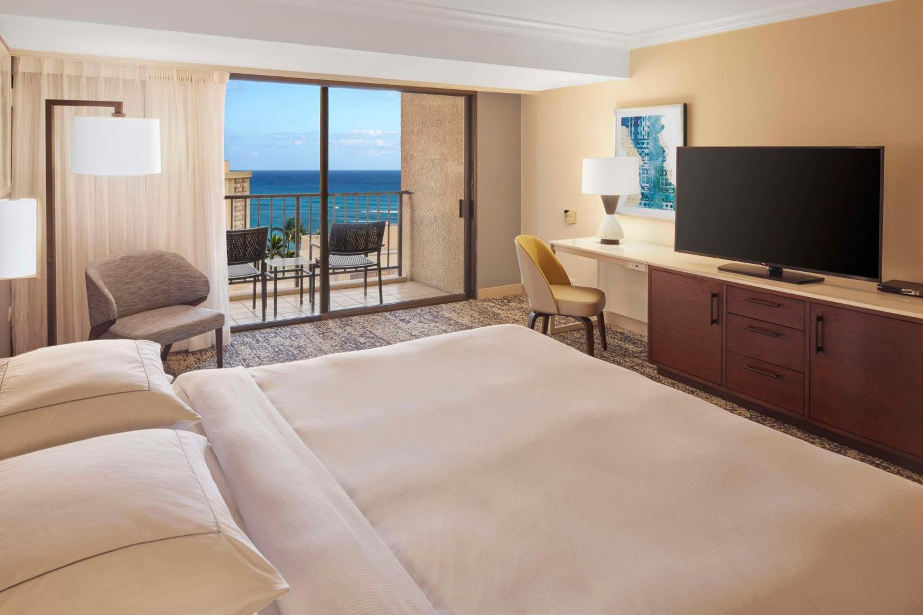 Tapa Collection King Room with Ocean View