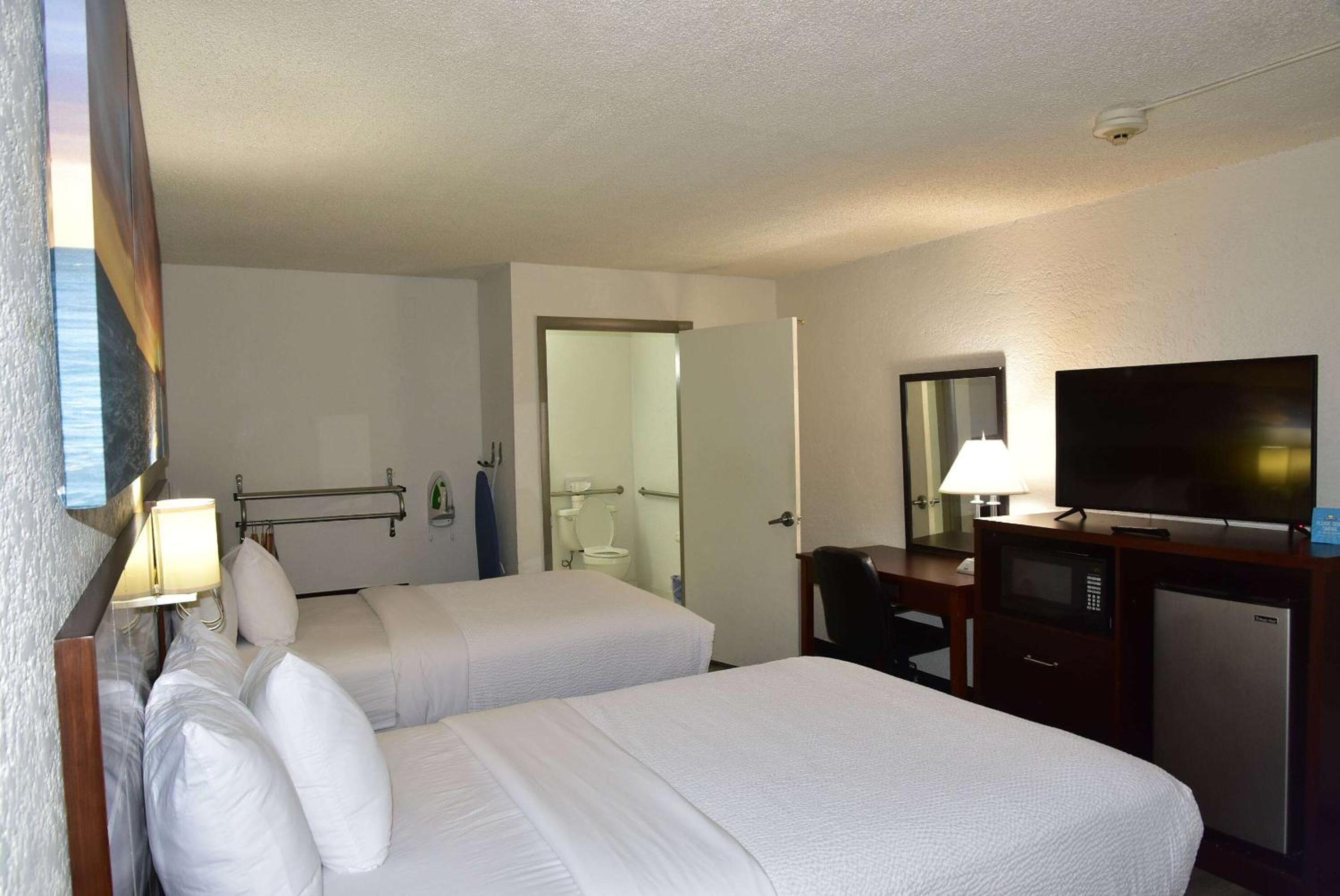 Standard Double Room with Pool View - Non-Smoking - Photo 1