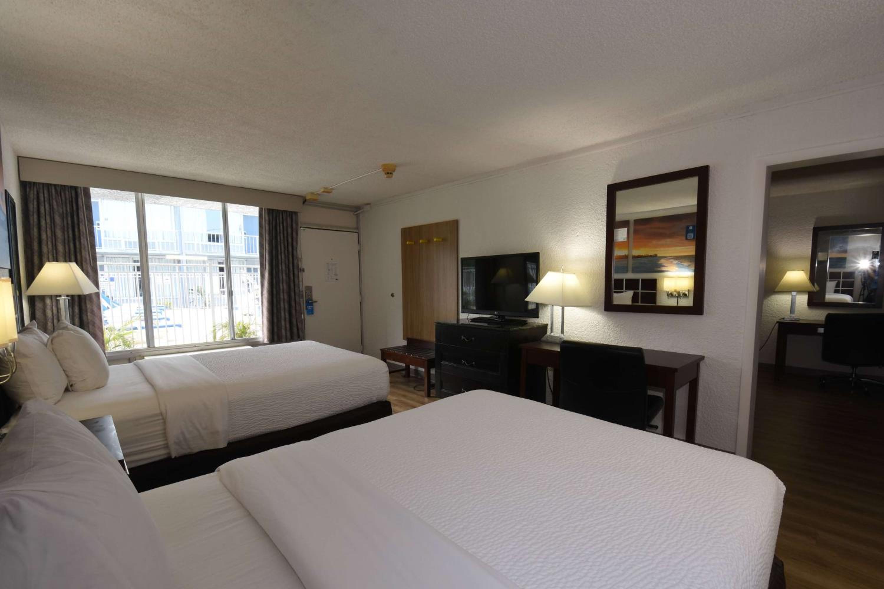Two Bedroom Suite - Mobility Accessible/Non-Smoking - Photo 1
