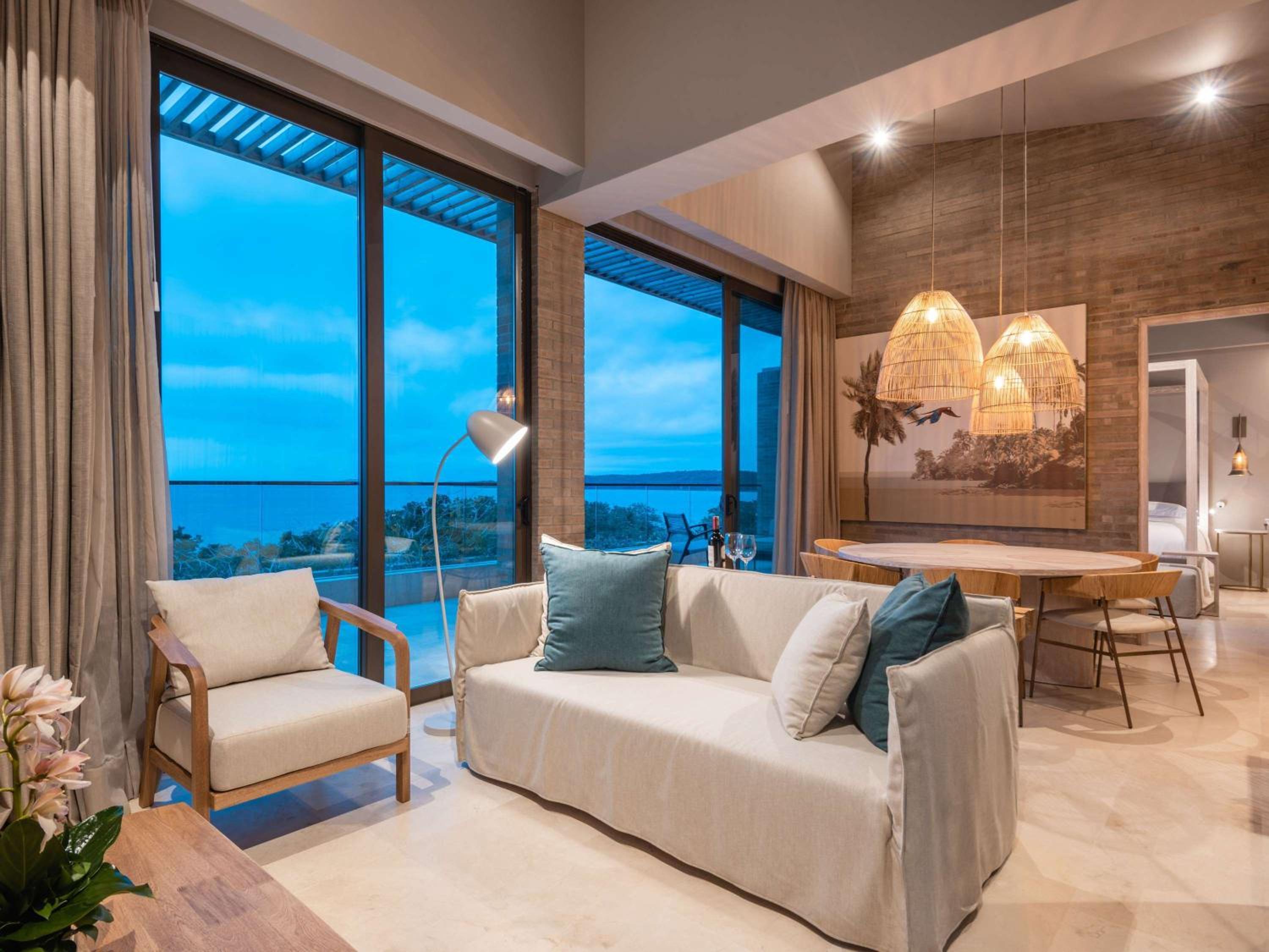 Two-Bedroom Caribbean Family Penthouse with One King Bed, Two Twin Beds and Ocean View photo 1