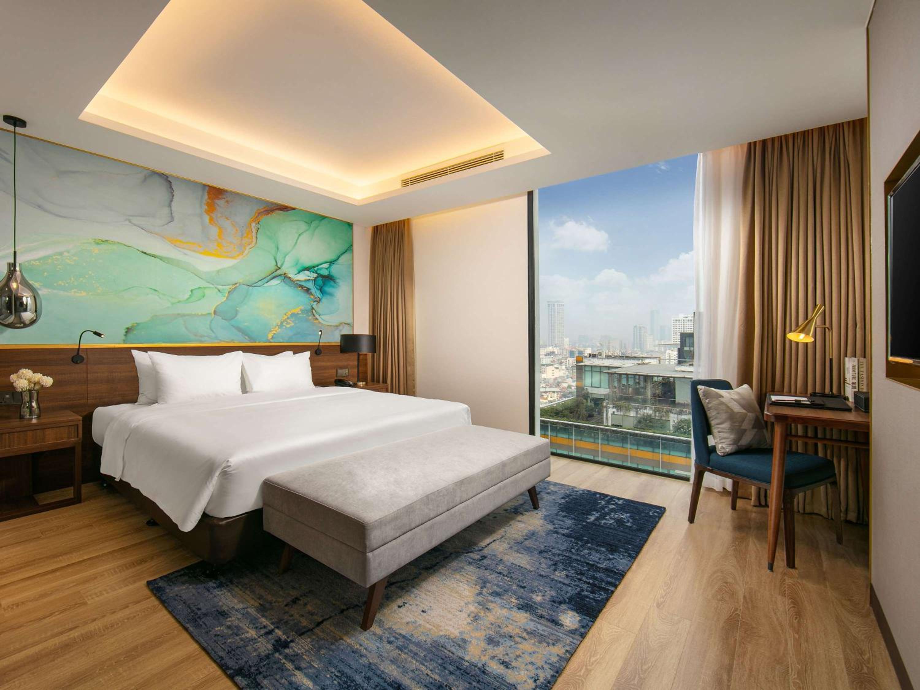 One-Bedroom Suite - Free Chocolate Hour 16:00 to 17:00