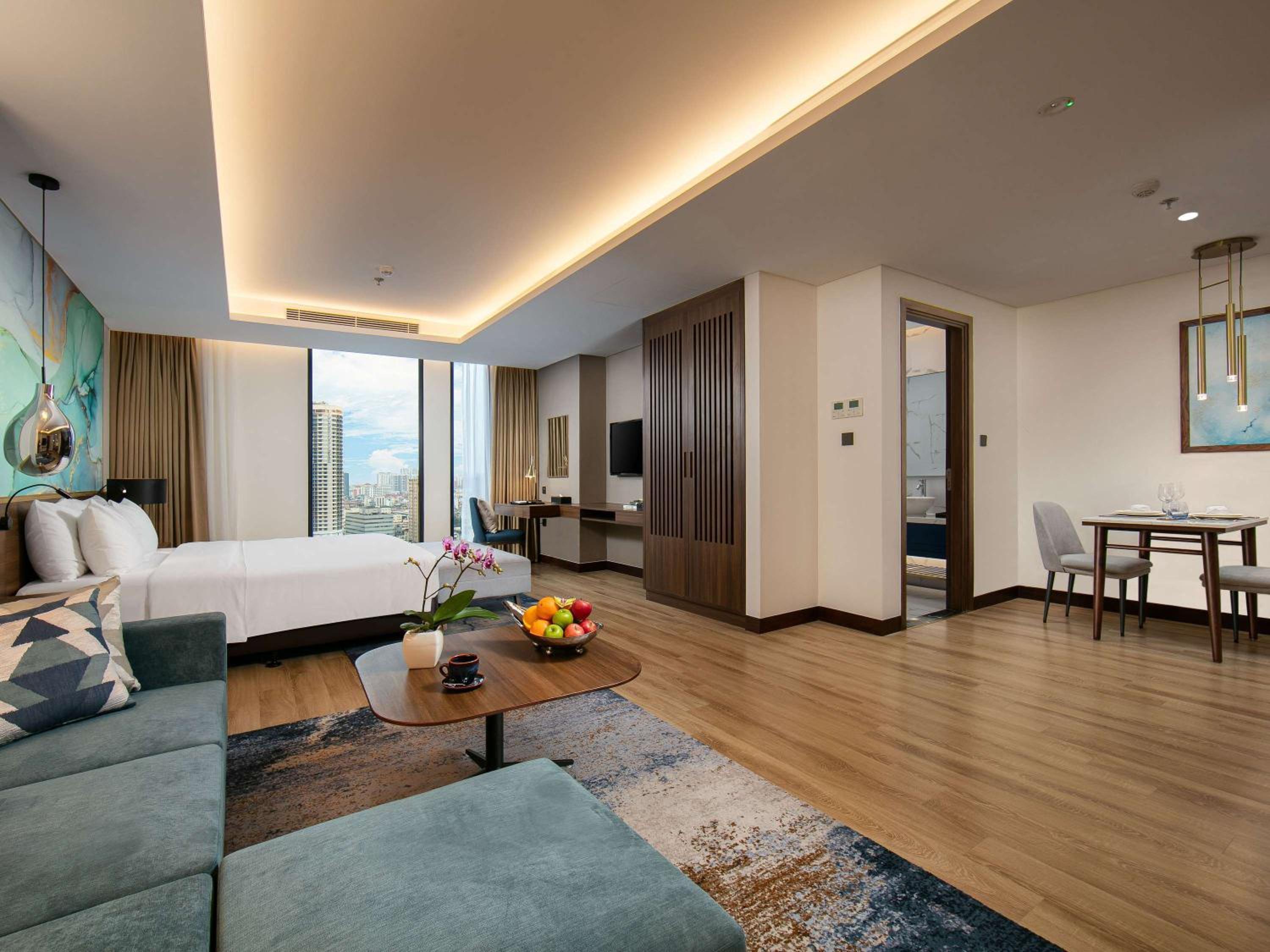 Junior Suite - Free Chocolate Hour 16:00 to 17:00