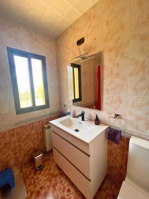 Three-Bedroom House photo 2