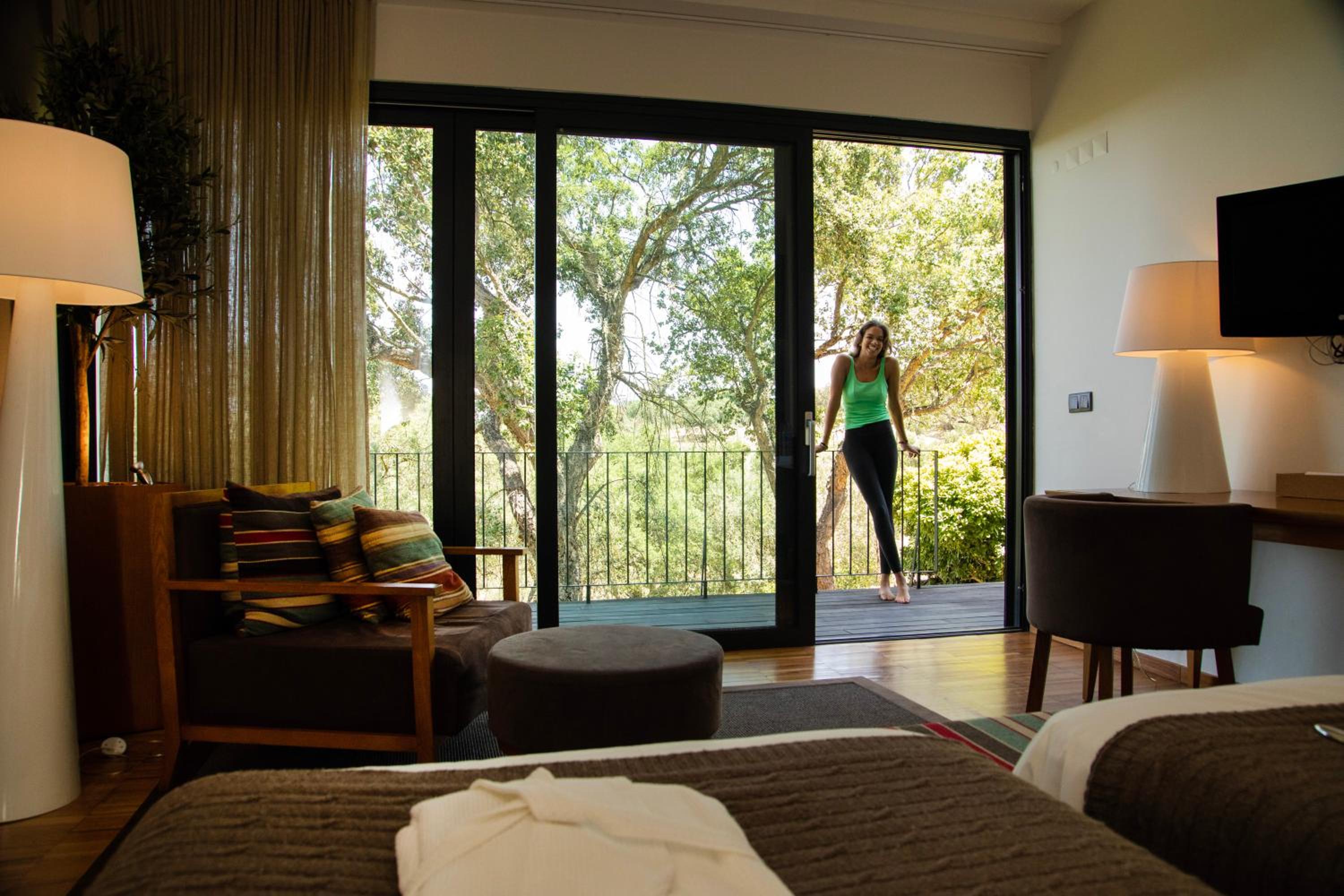 Double or Twin Room - Photo 9