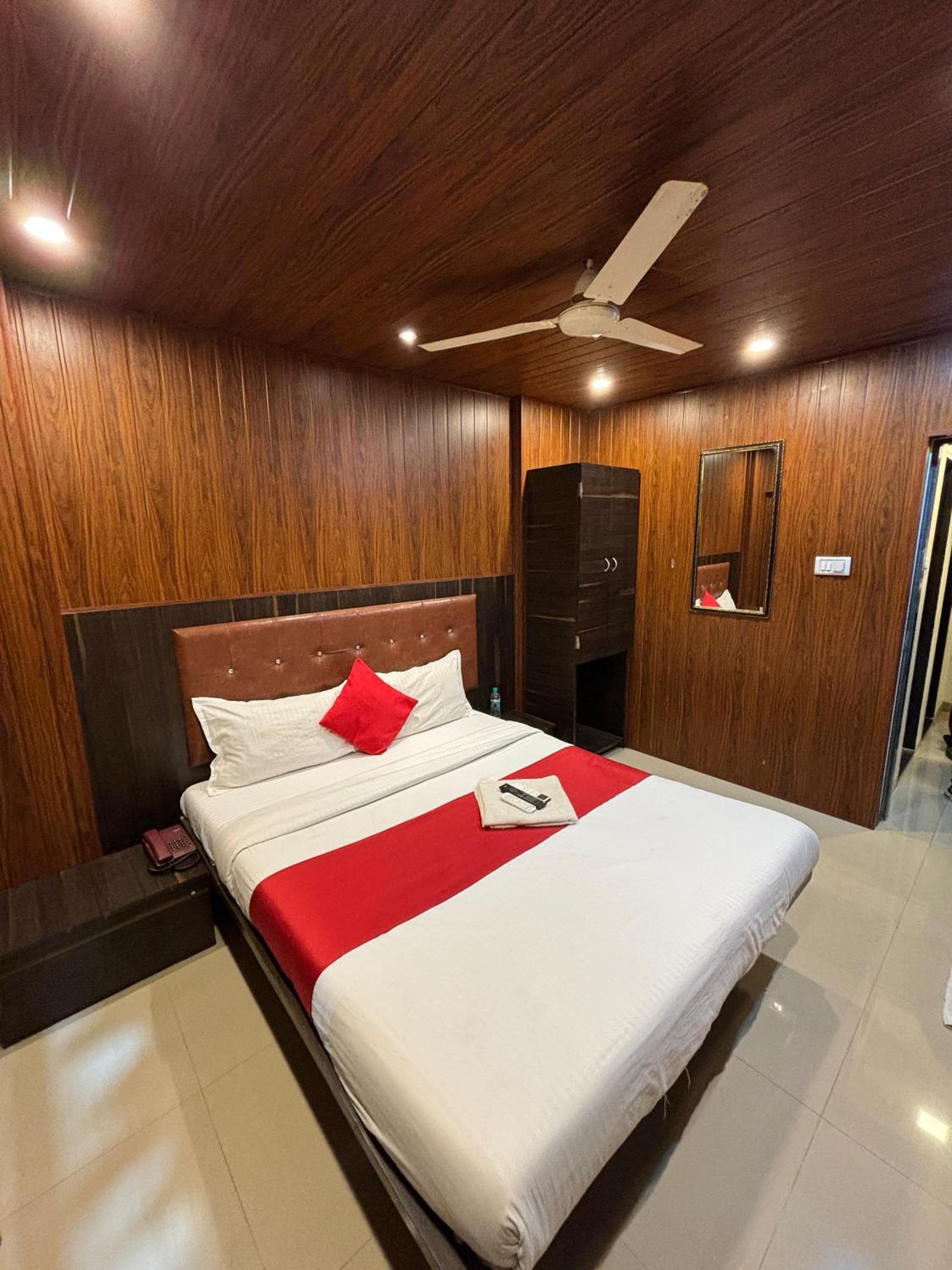 Superior Double Room - Photo 3