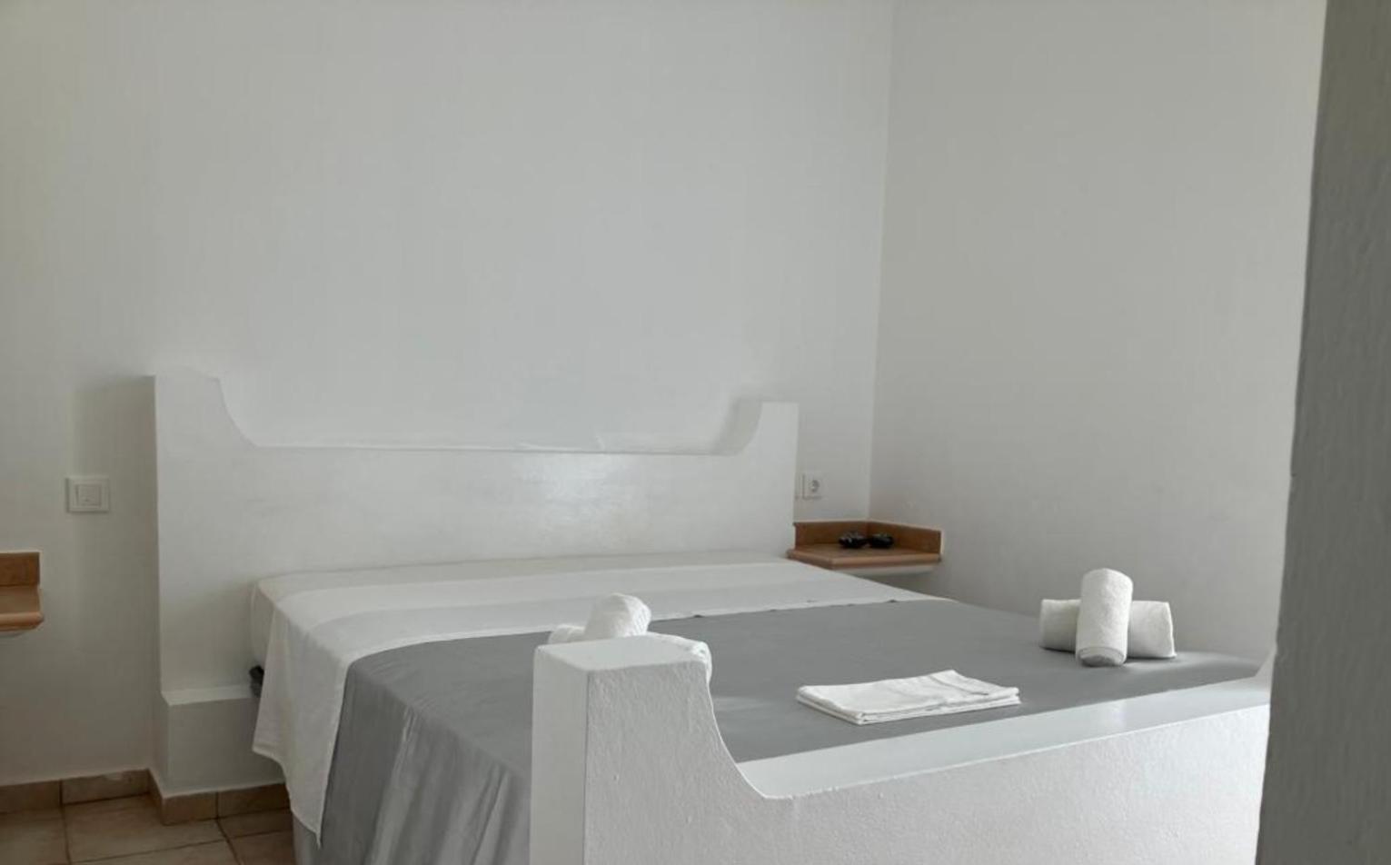 Two-Bedroom Apartment photo 3