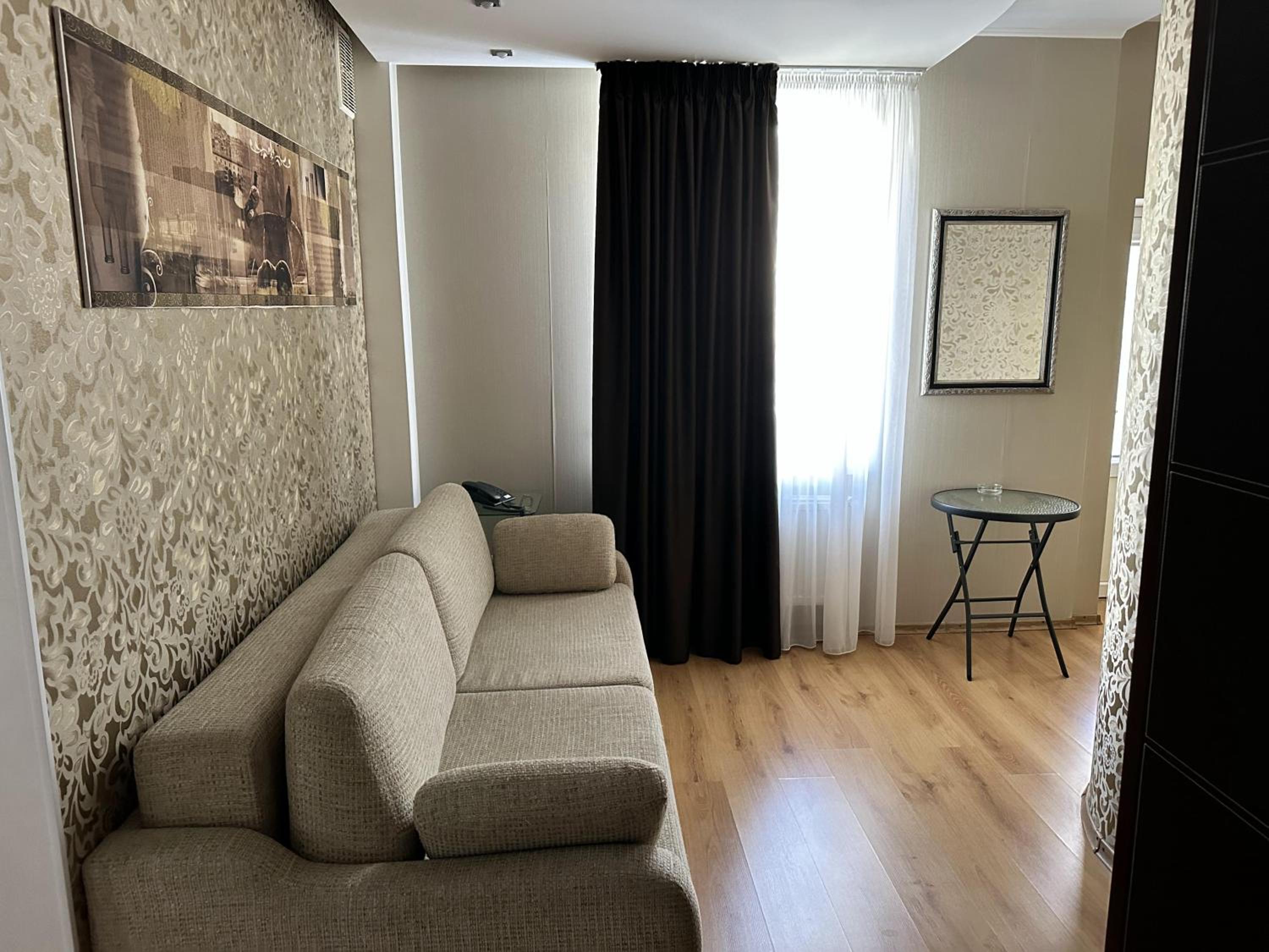 Suite photo 1