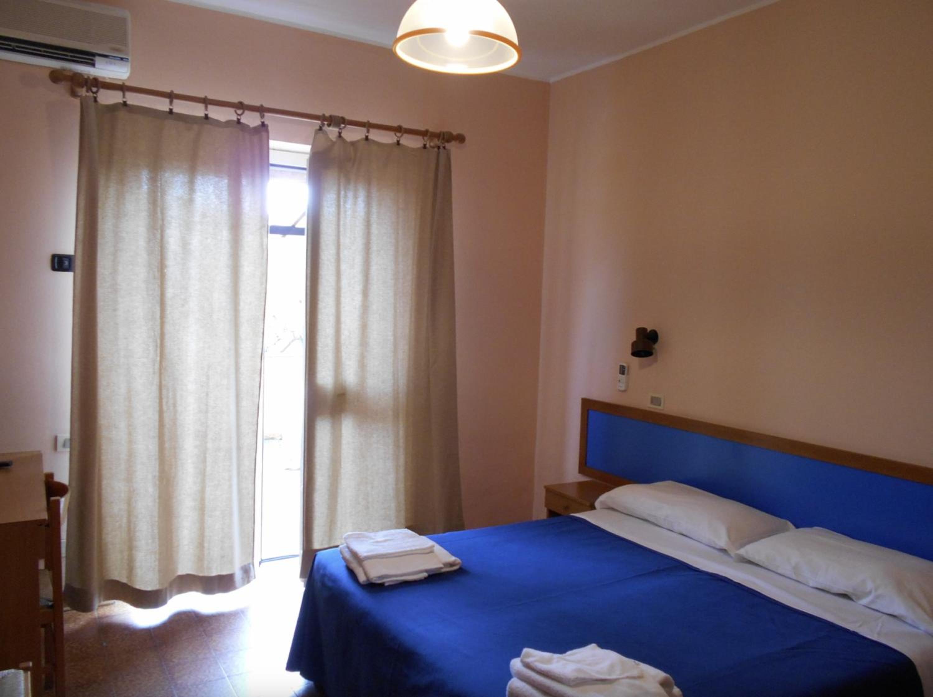 Standard Triple Room photo 1