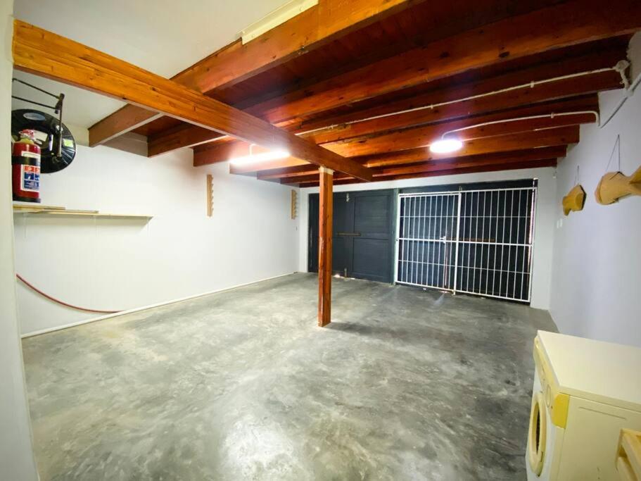 Three-Bedroom House photo 2