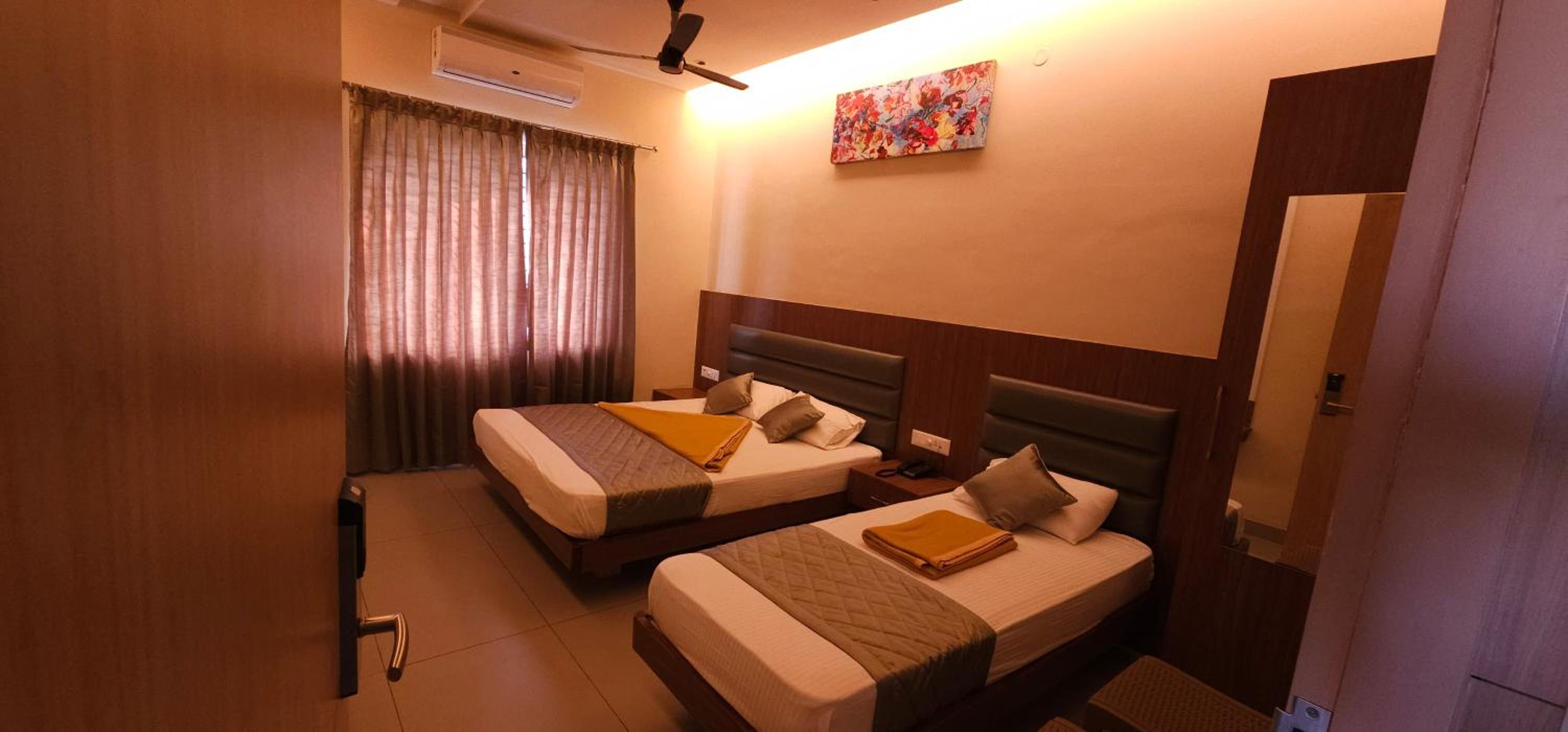 Comfort Triple Room