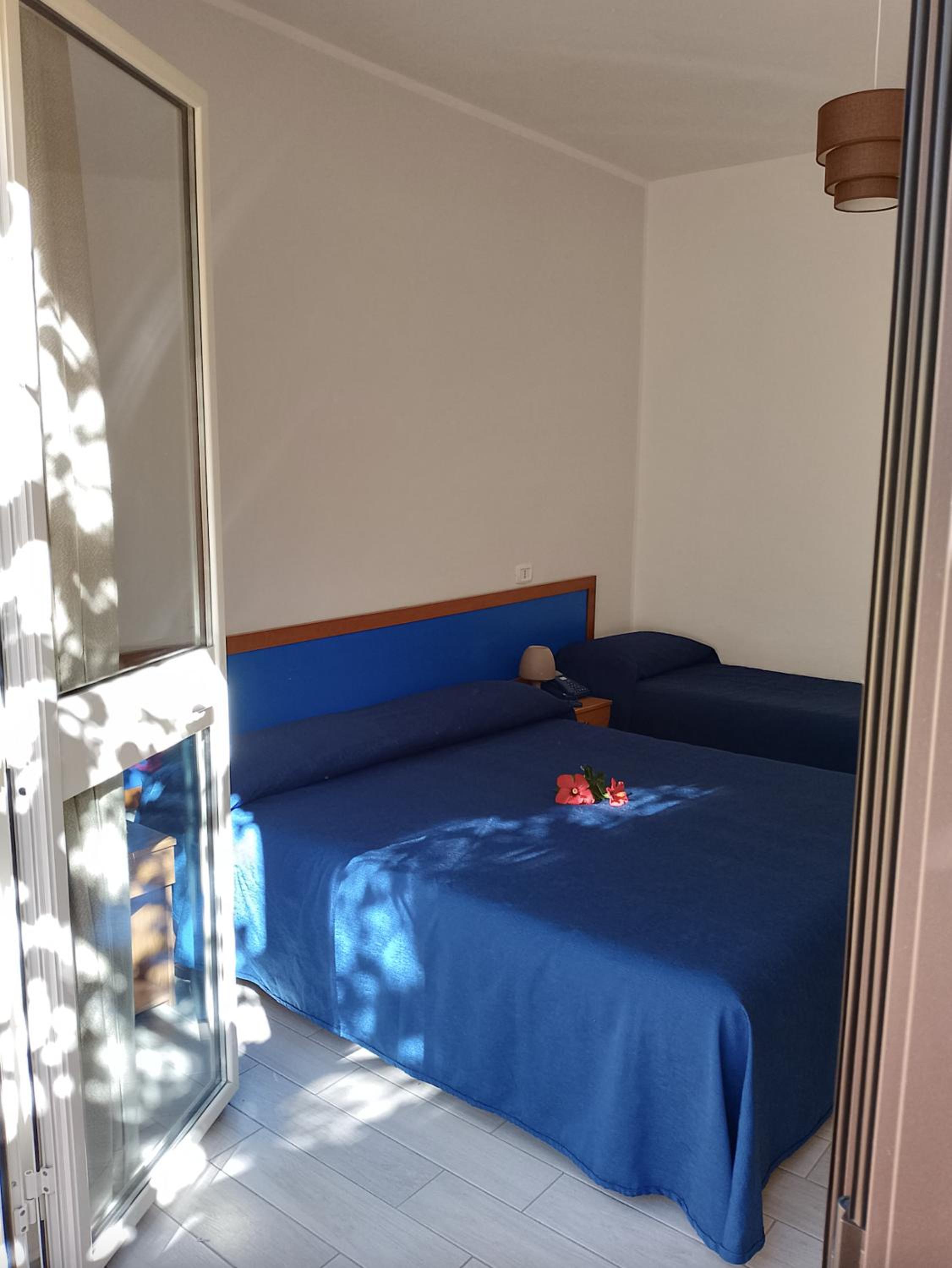 Triple Room with Garden View photo 1