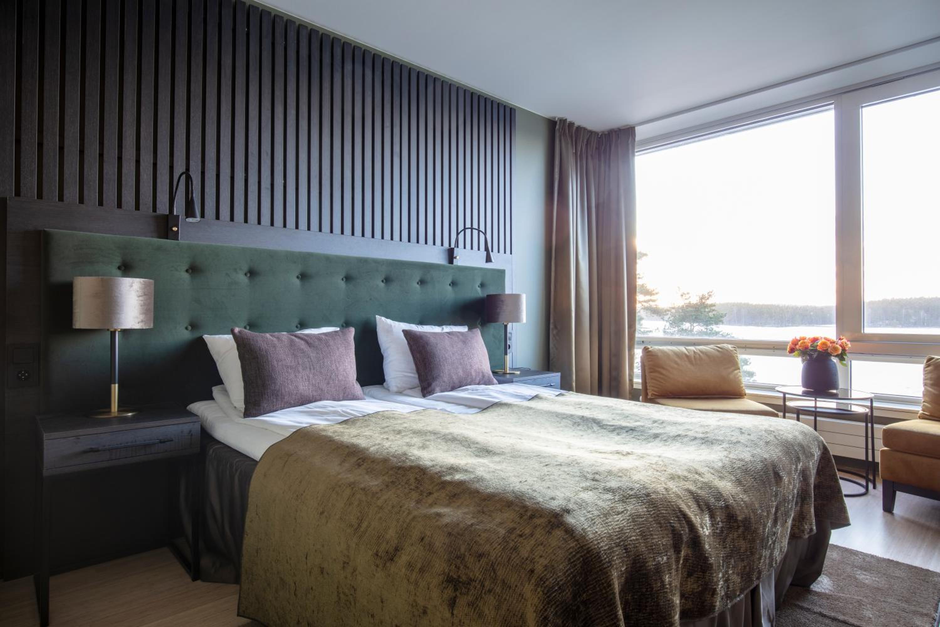 Deluxe Double Room with Sea View - Photo 4
