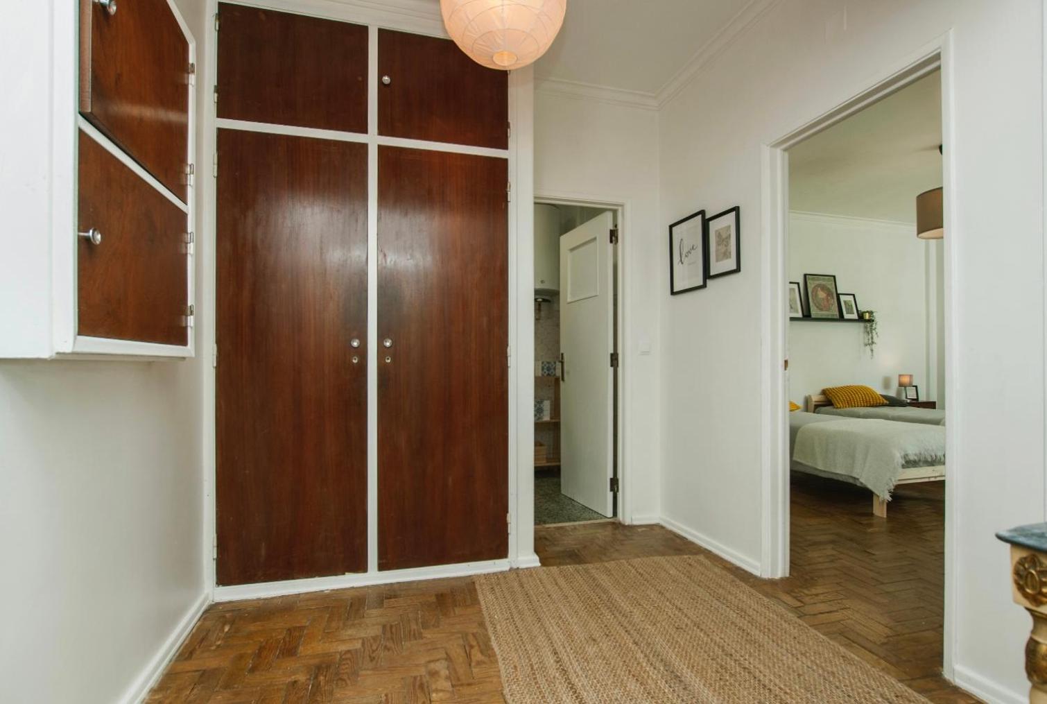 Standard Double Room with Shared Bathroom